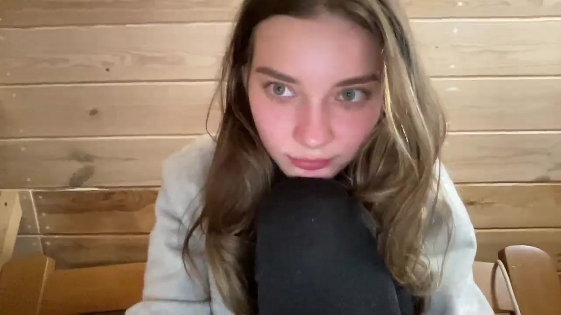 Gallery image thumbnail from Shinie_'s myfreecams stream on, 03/05/2026, 21:13 image 15 of 20