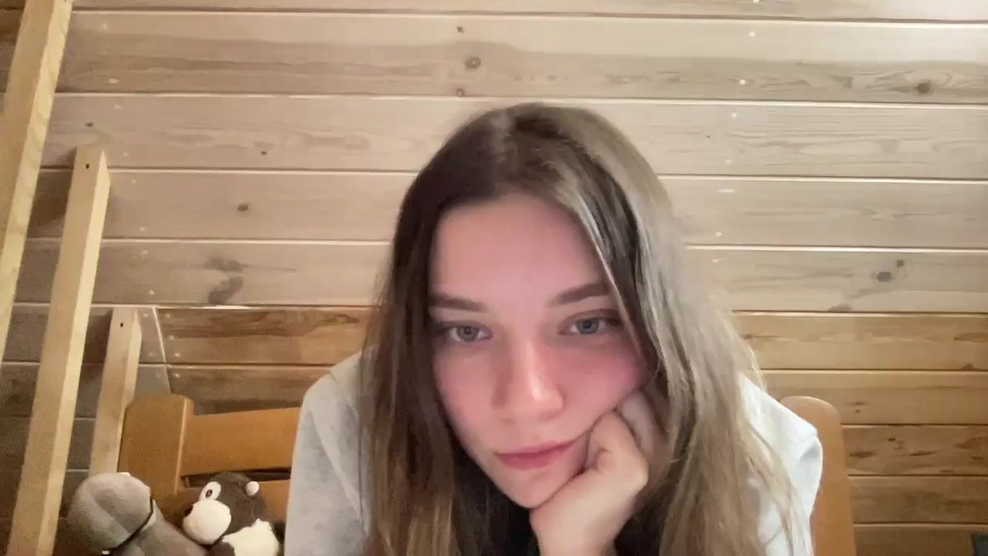 Gallery image thumbnail from Shinie_'s myfreecams stream on, 03/05/2026, 21:13 image 14 of 20