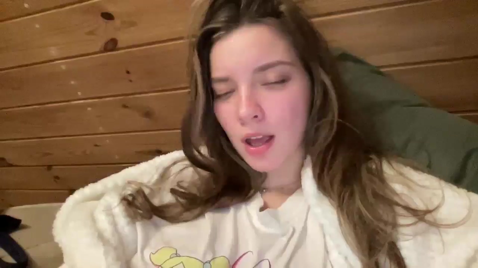 Gallery image thumbnail from Shinie_'s myfreecams stream on, 03/08/2026, 21:56 image 9 of 20
