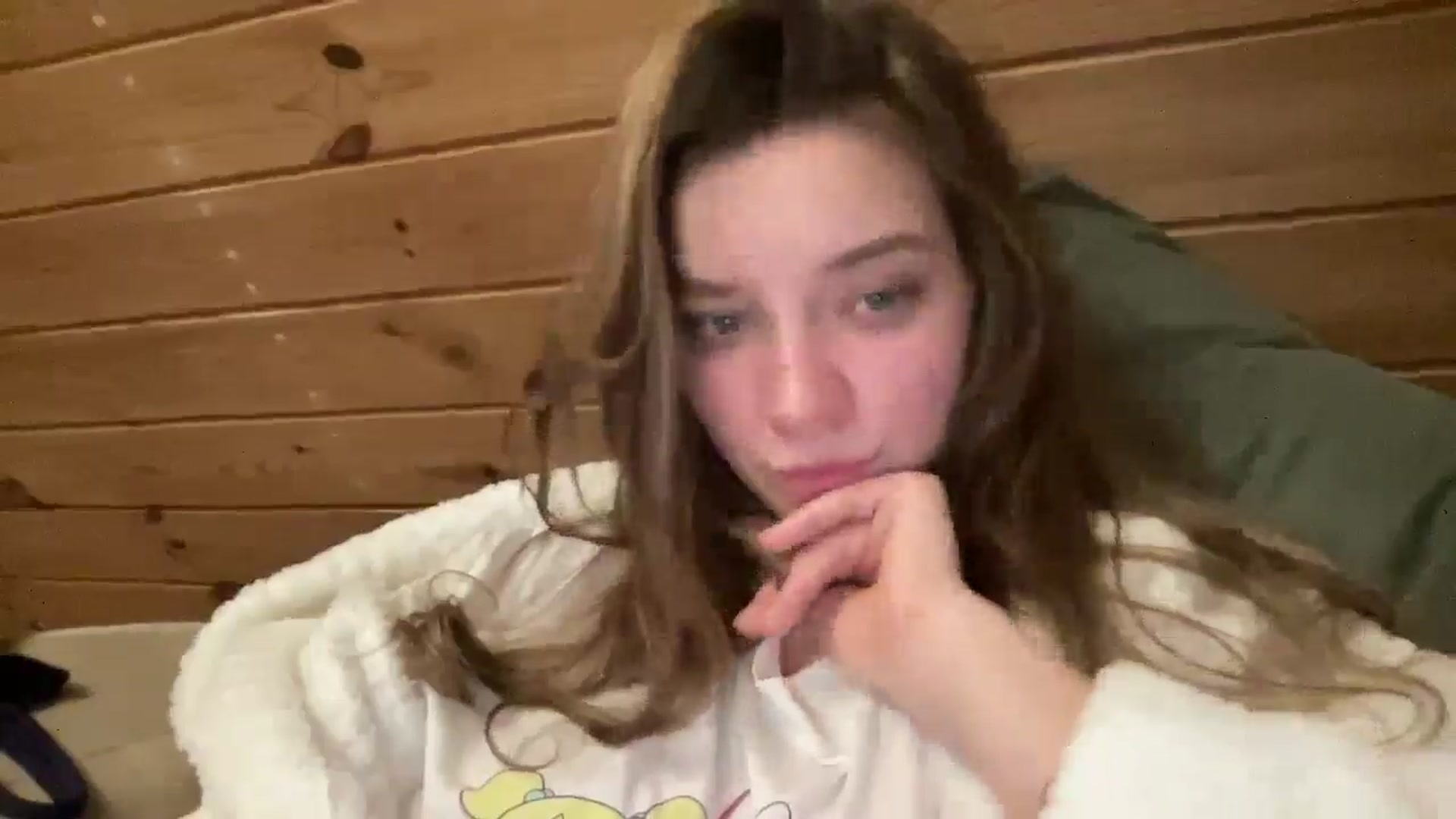 Gallery image thumbnail from Shinie_'s myfreecams stream on, 03/08/2026, 21:56 image 12 of 20