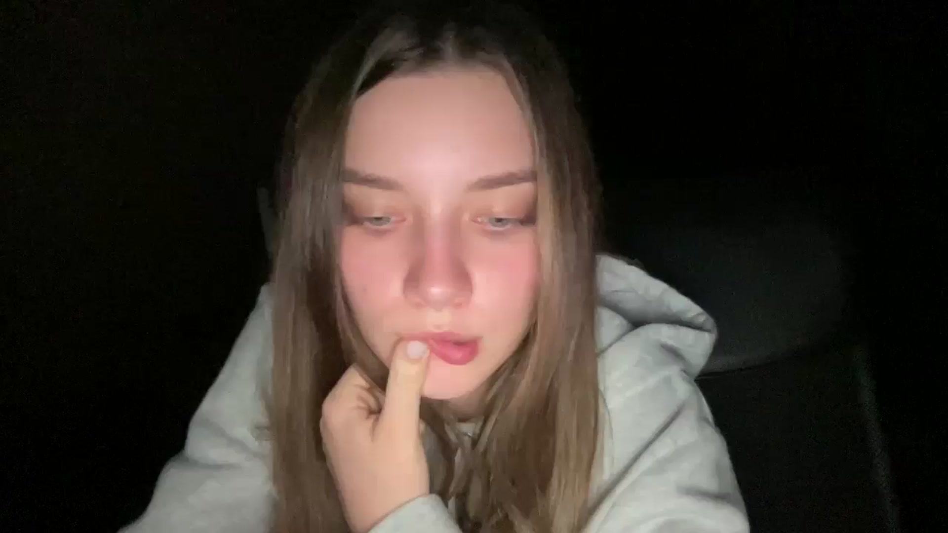Gallery image thumbnail from Shinie_'s myfreecams stream on, 03/09/2026, 21:02 image 15 of 20
