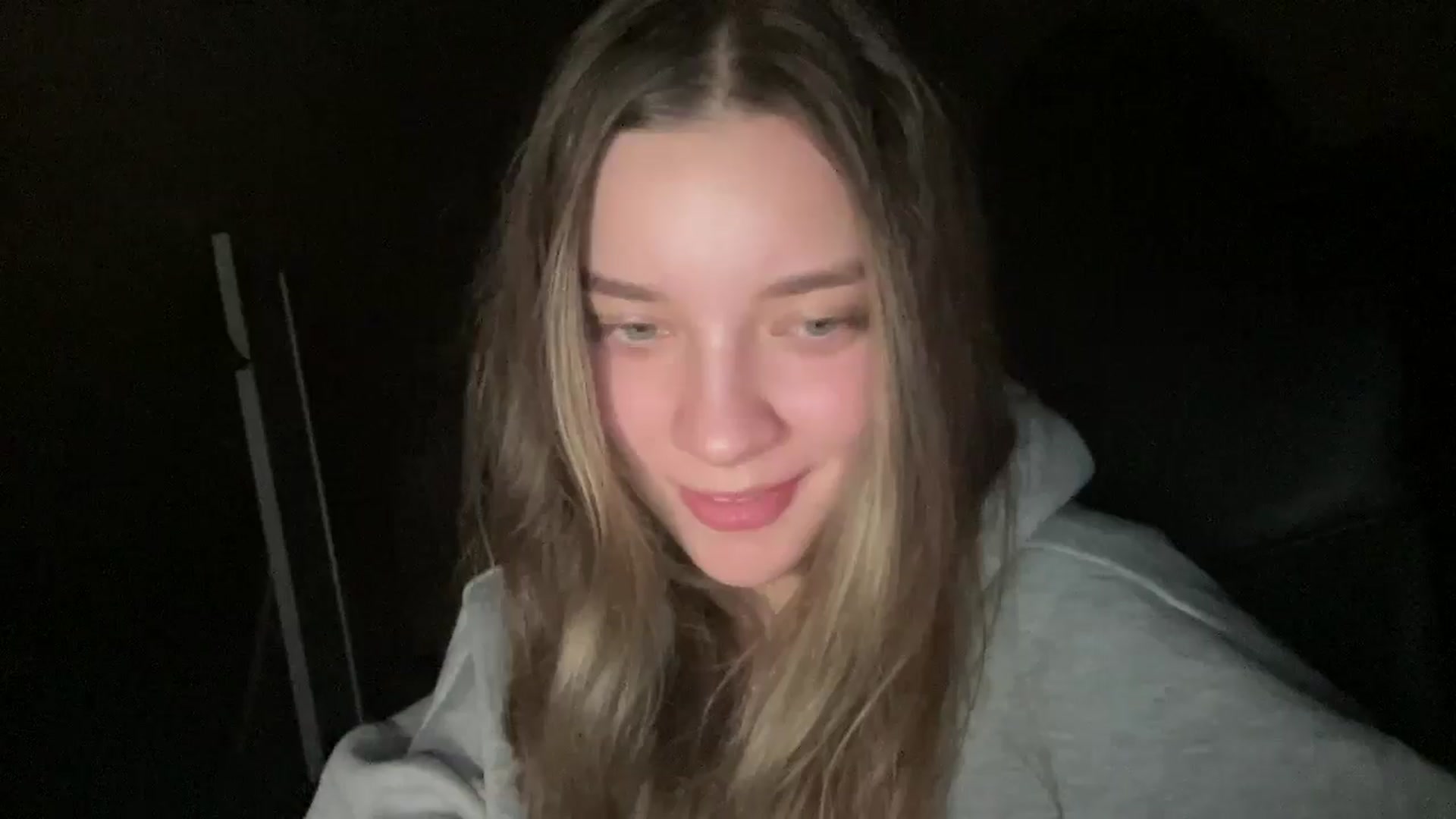Gallery image thumbnail from Shinie_'s myfreecams stream on, 03/12/2026, 20:19 image 17 of 20