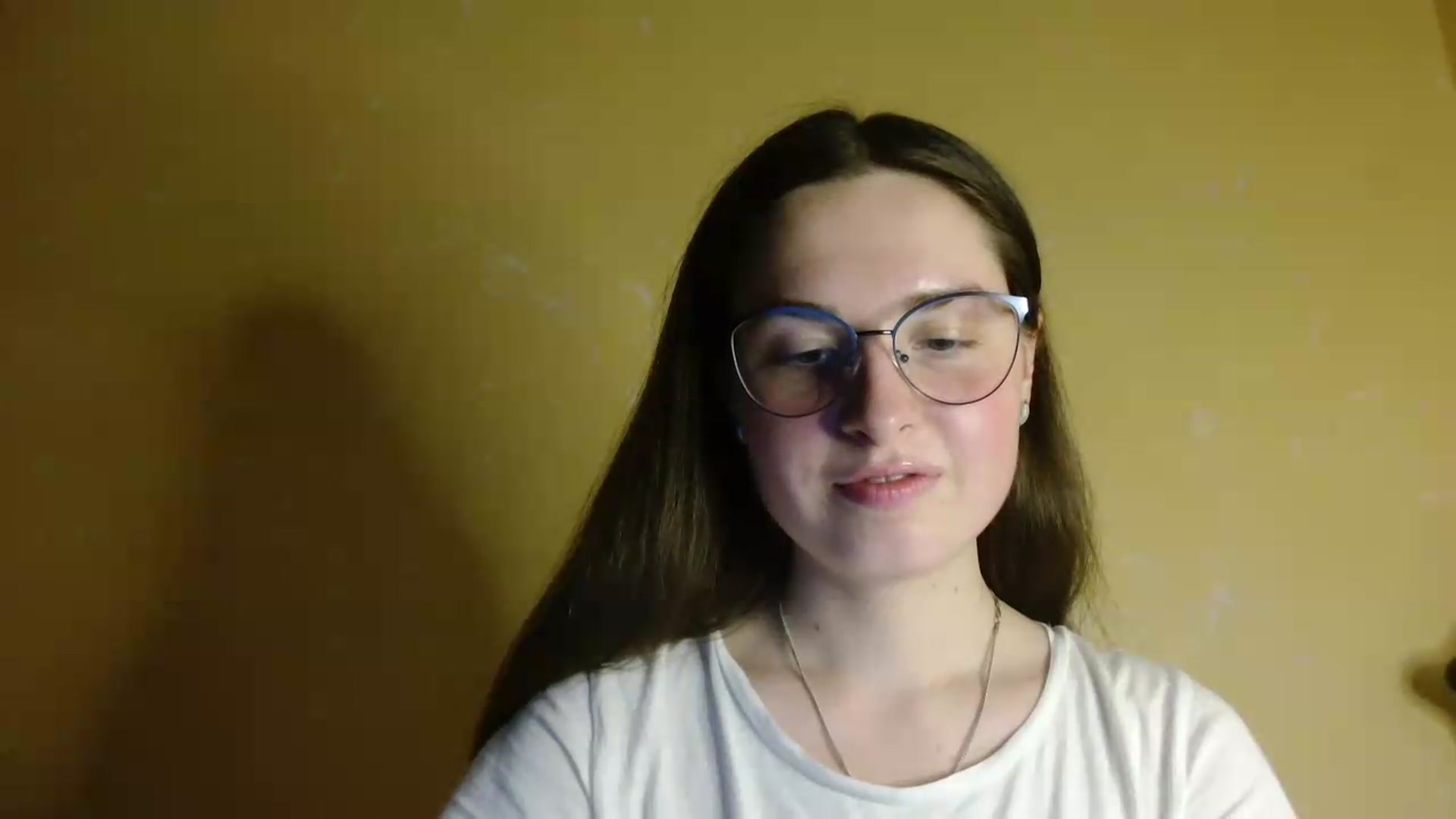 Gallery image thumbnail from Shinie__'s myfreecams stream on, 06/21/2026, 19:00 image 12 of 20