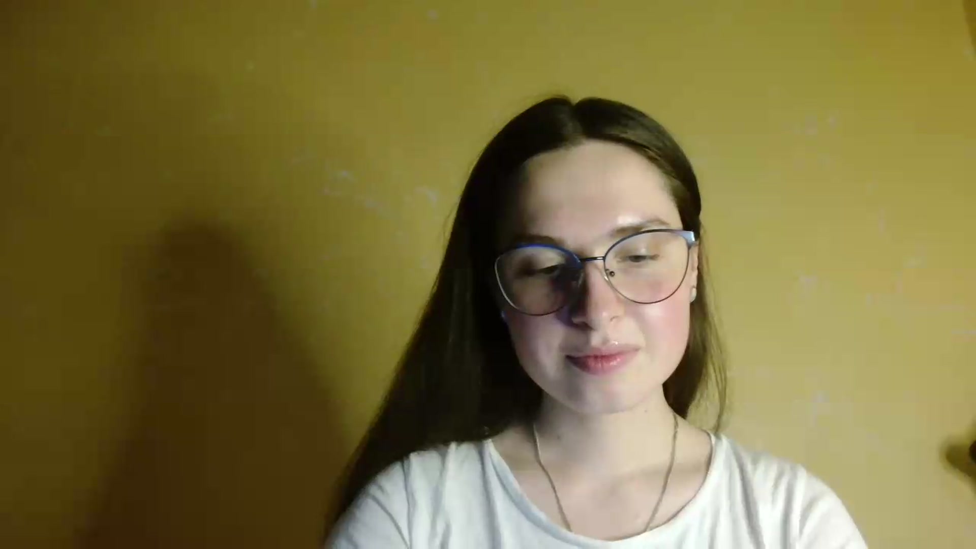 Gallery image thumbnail from Shinie__'s myfreecams stream on, 06/21/2026, 19:00 image 18 of 20