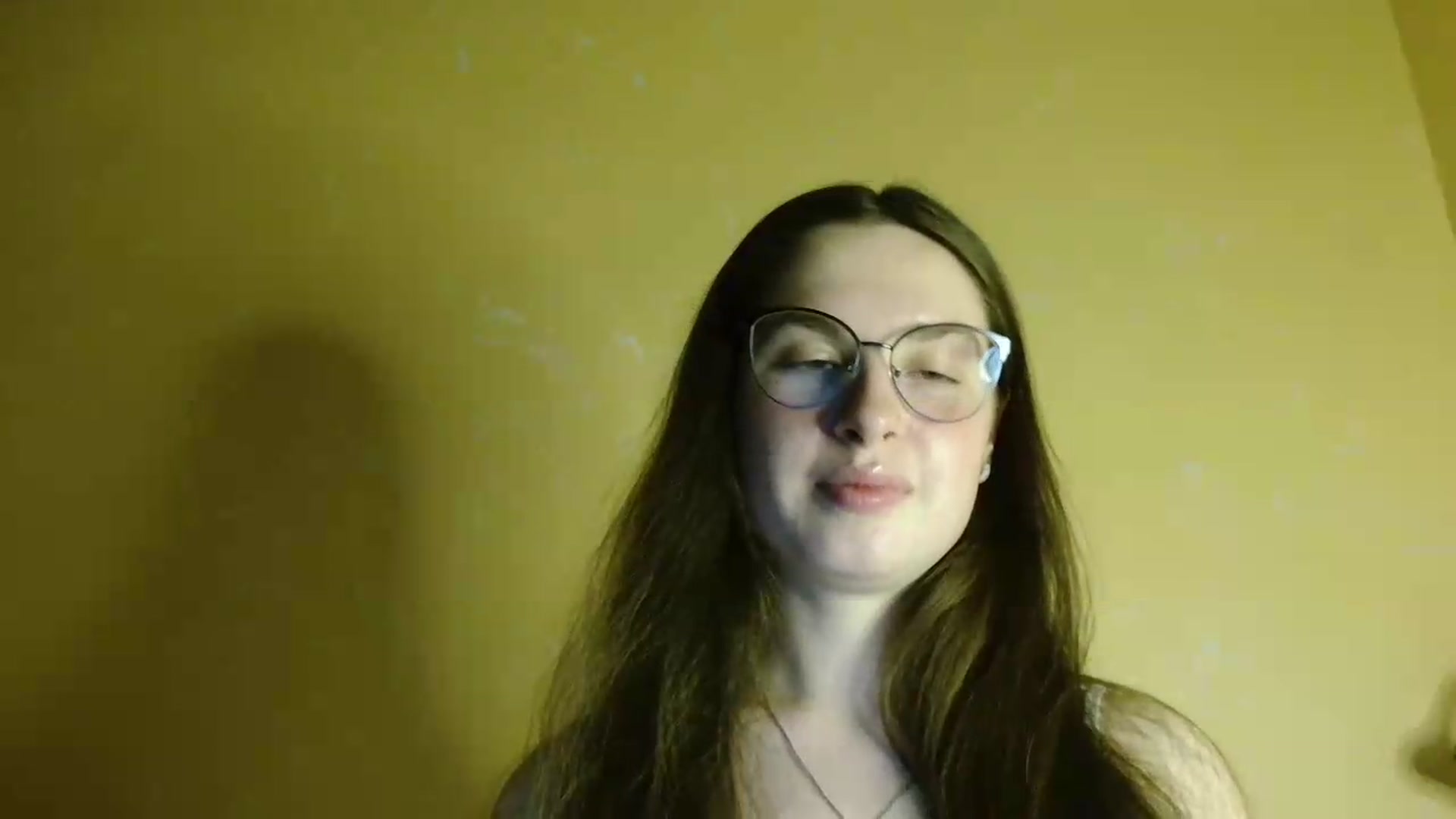 Gallery image thumbnail from Shinie__'s myfreecams stream on, 06/26/2026, 19:03 image 16 of 20