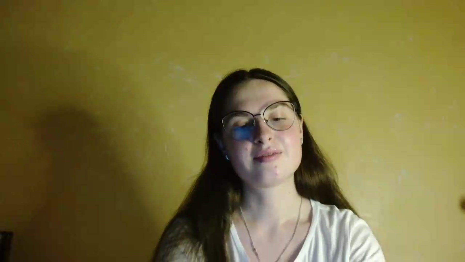 Gallery image thumbnail from Shinie__'s myfreecams stream on, 06/28/2026, 19:18 image 17 of 20