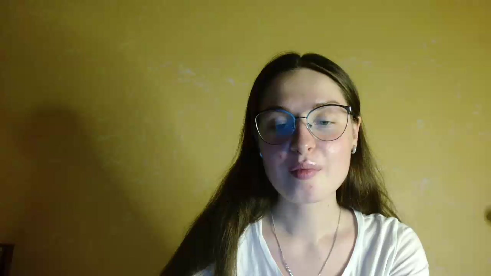 Gallery image thumbnail from Shinie__'s myfreecams stream on, 06/28/2026, 19:18 image 10 of 20