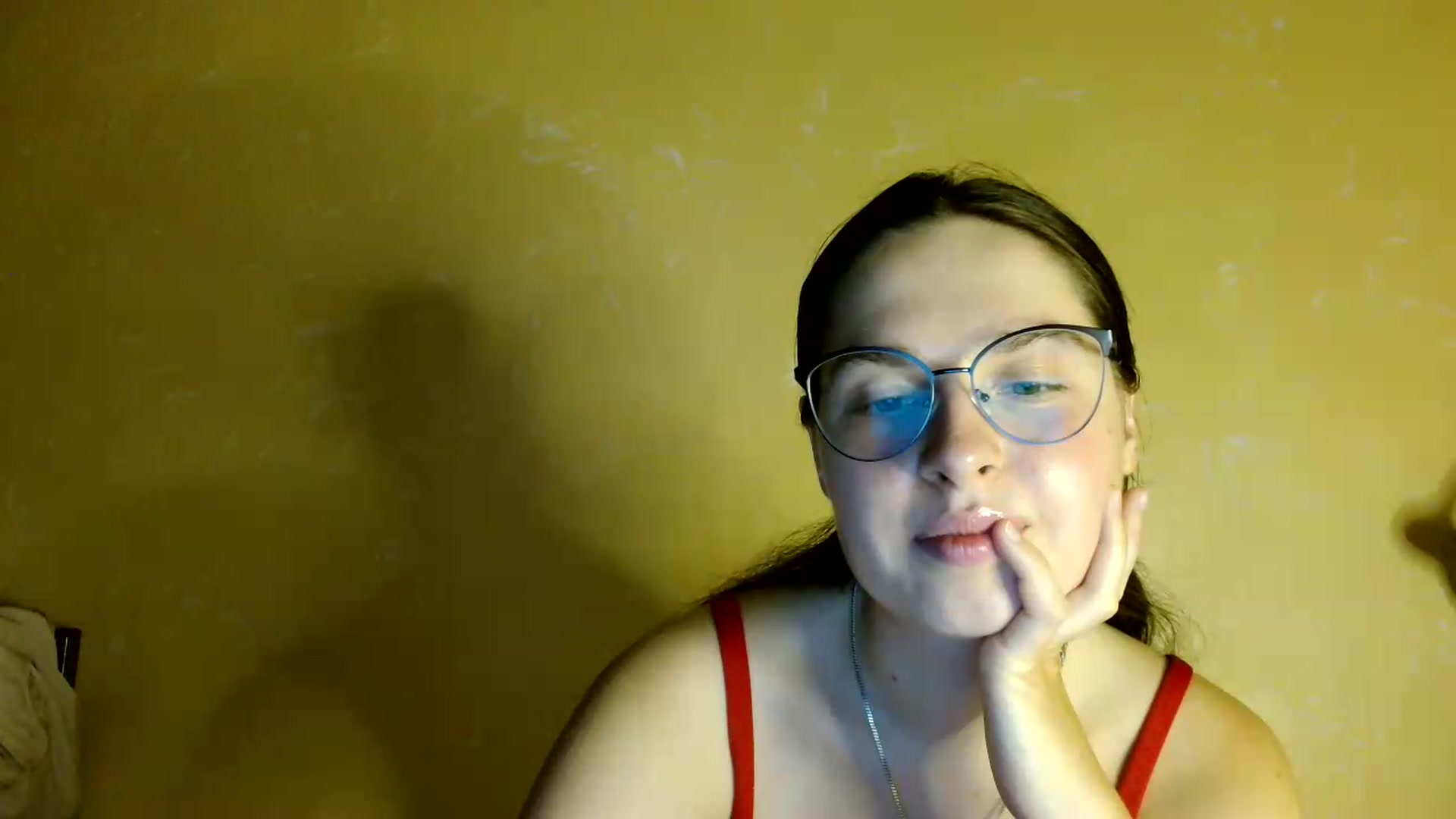 Gallery image thumbnail from Shinie__'s myfreecams stream on, 08/05/2026, 19:39 image 14 of 20
