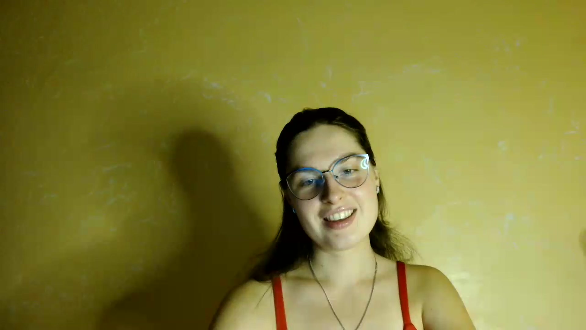 Gallery image thumbnail from Shinie__'s myfreecams stream on, 08/12/2026, 18:37 image 16 of 20