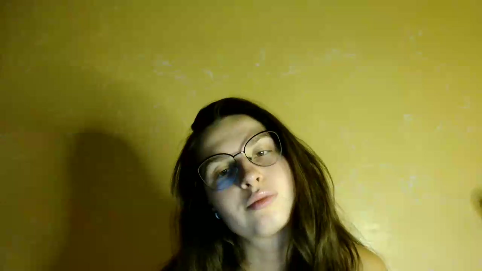Gallery image thumbnail from Shinie__'s myfreecams stream on, 08/12/2026, 19:19 image 13 of 20