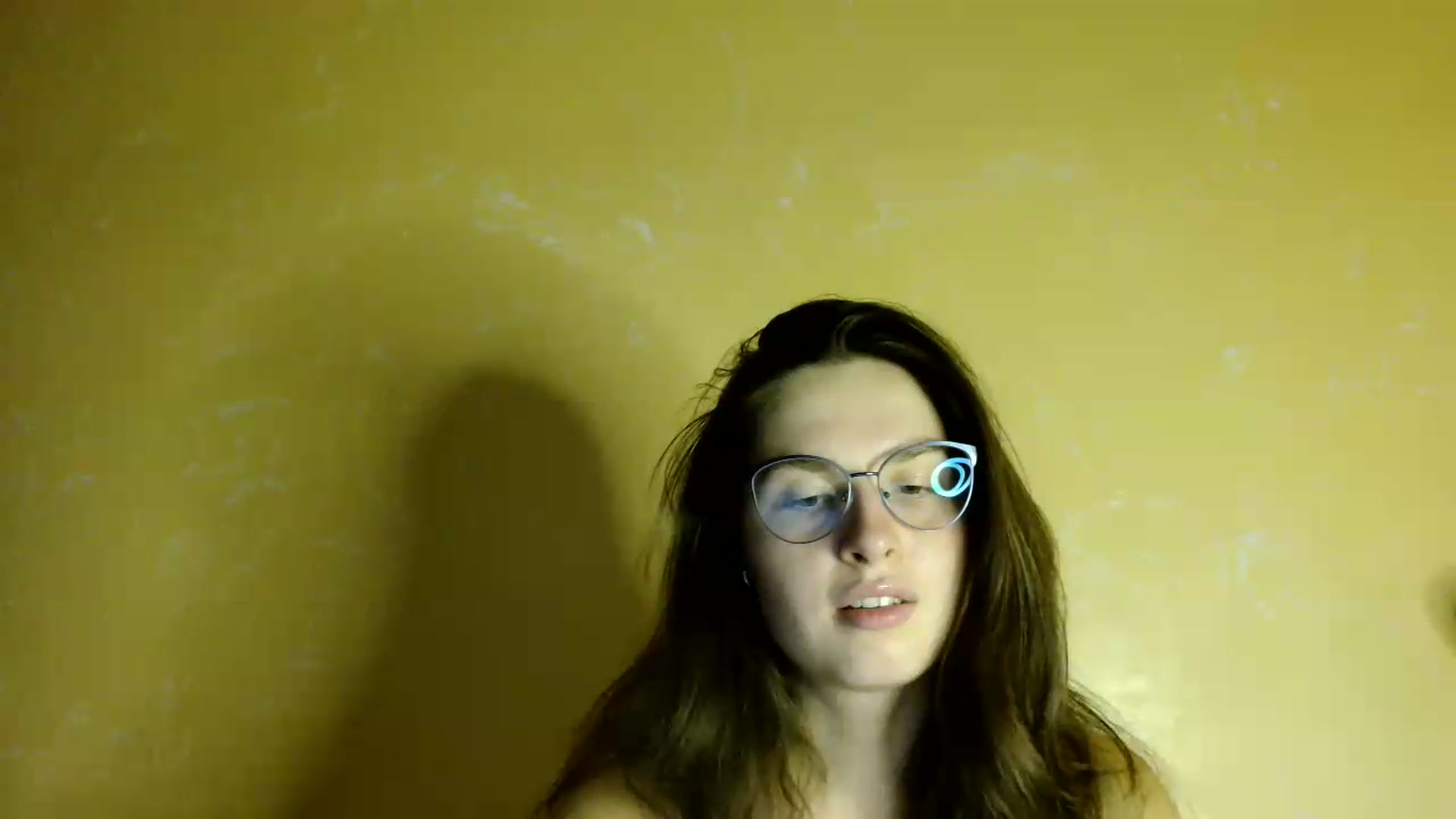Gallery image thumbnail from Shinie__'s myfreecams stream on, 08/12/2026, 19:19 image 6 of 20