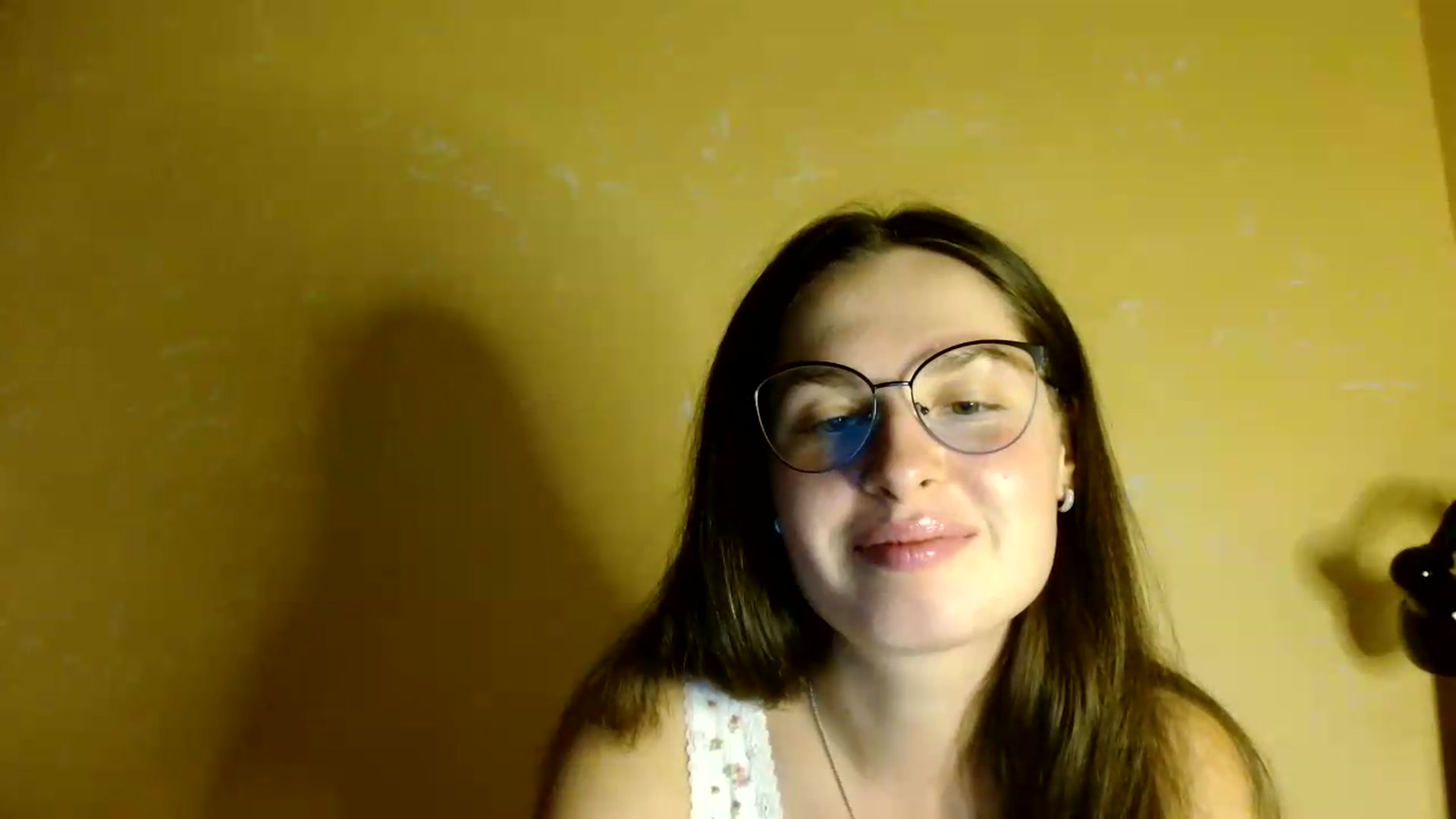 Gallery image thumbnail from Shinie__'s myfreecams stream on, 08/17/2026, 18:20 image 16 of 20