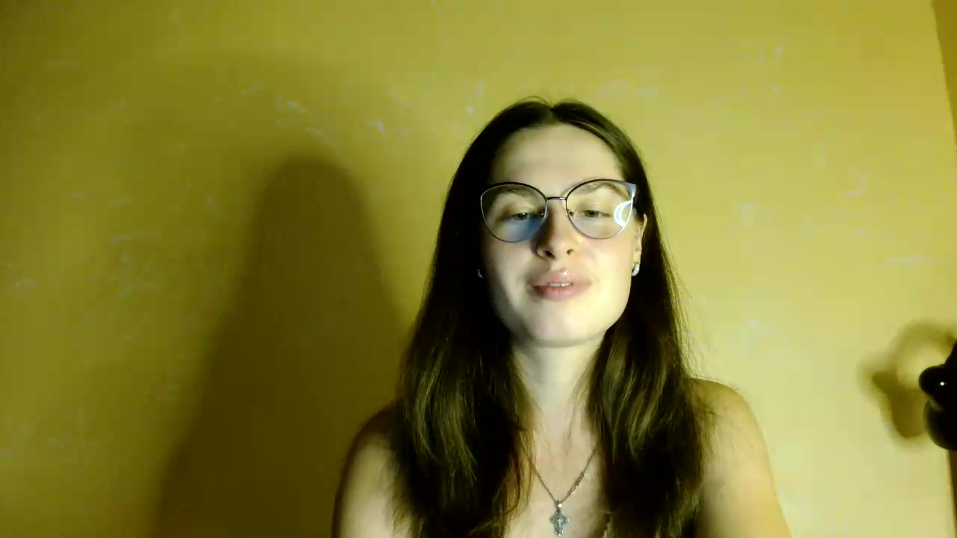 Gallery image thumbnail from Shinie__'s myfreecams stream on, 08/17/2026, 19:52 image 3 of 20