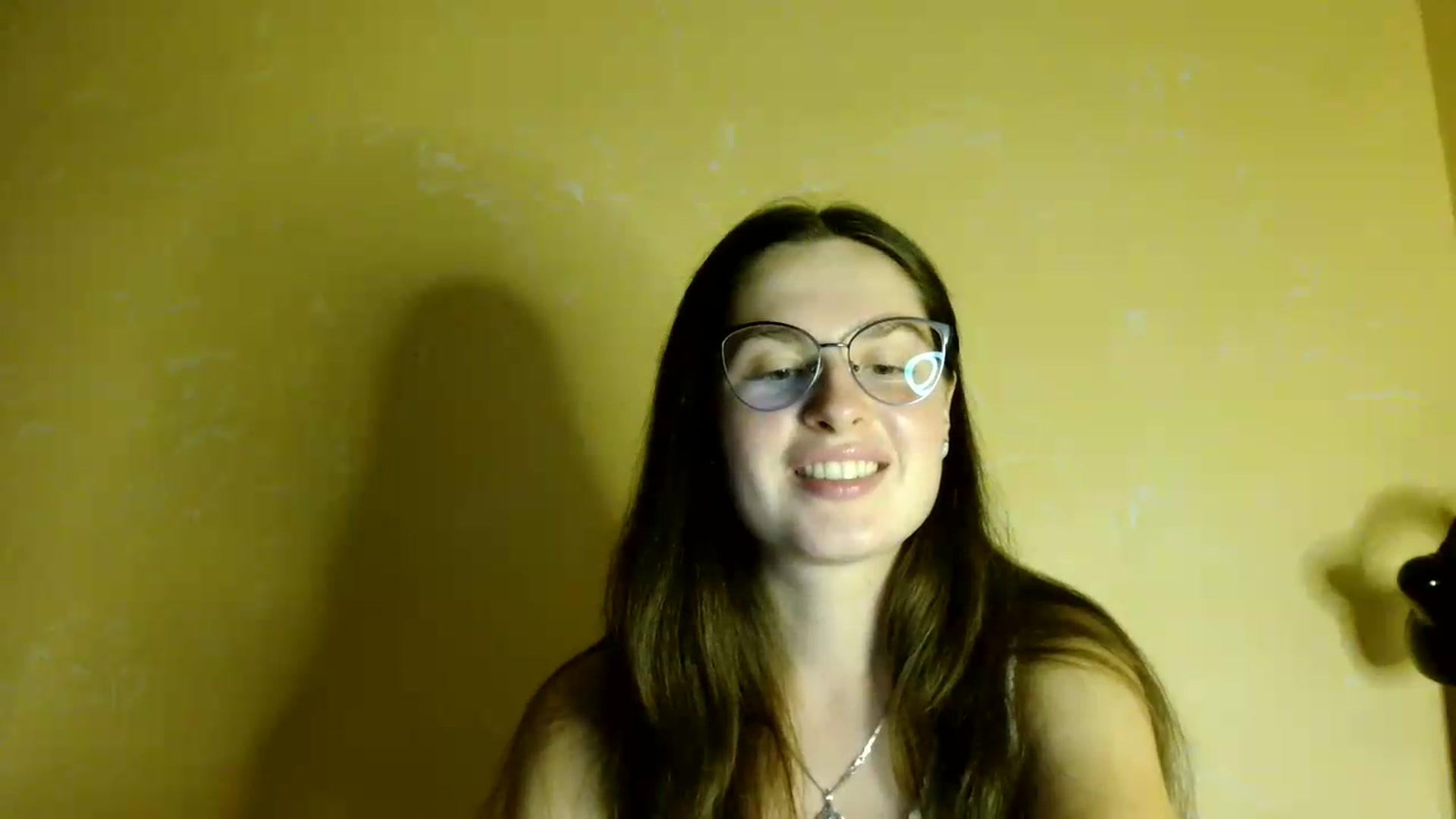 Gallery image thumbnail from Shinie__'s myfreecams stream on, 08/17/2026, 19:52 image 6 of 20