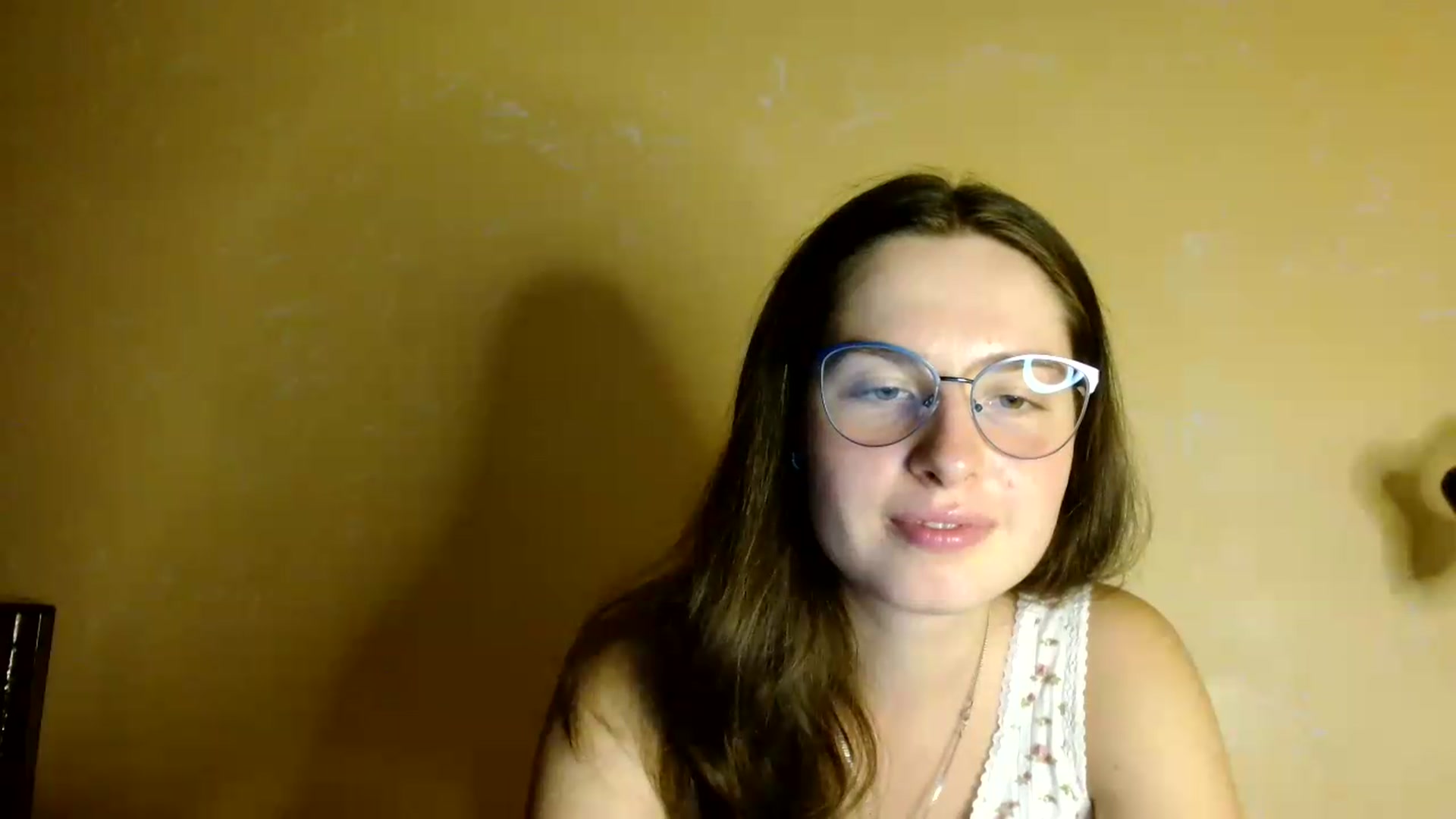Gallery image thumbnail from Shinie__'s myfreecams stream on, 08/18/2026, 18:28 image 18 of 20