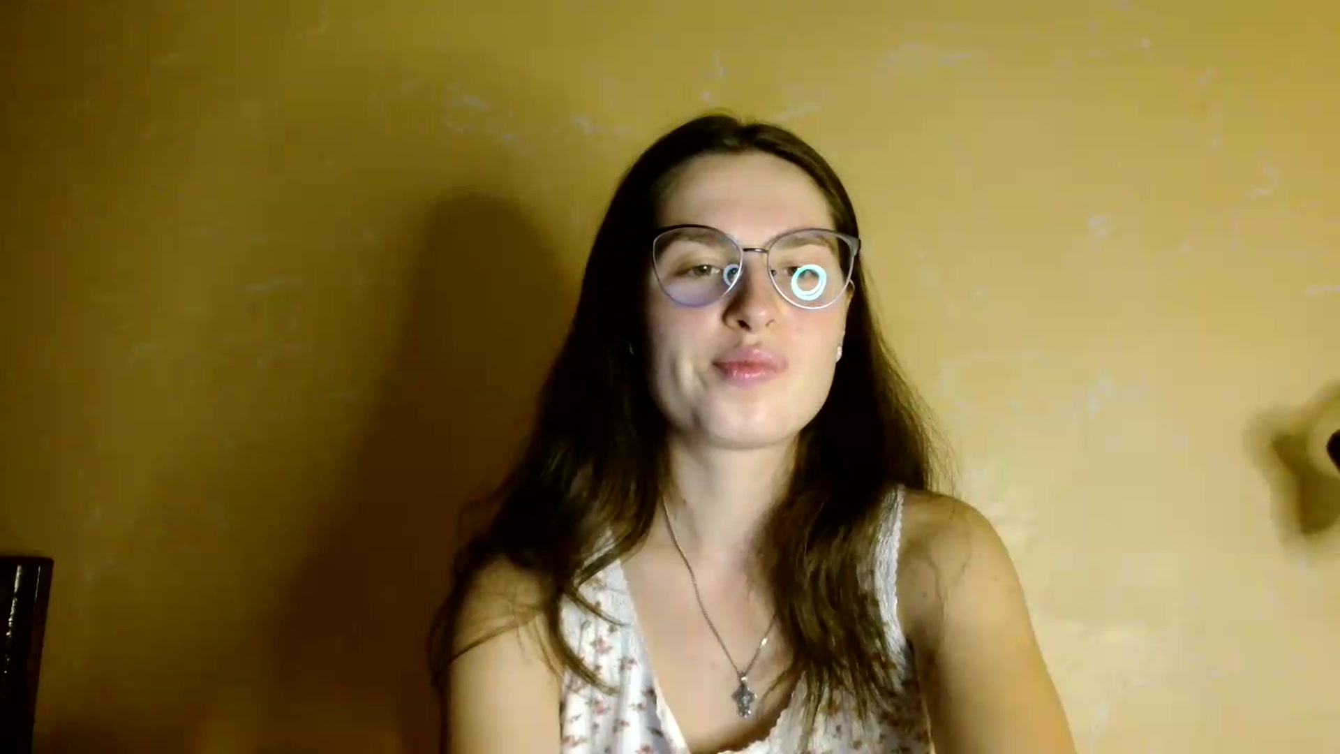 Gallery image thumbnail from Shinie__'s myfreecams stream on, 08/18/2026, 18:28 image 10 of 20