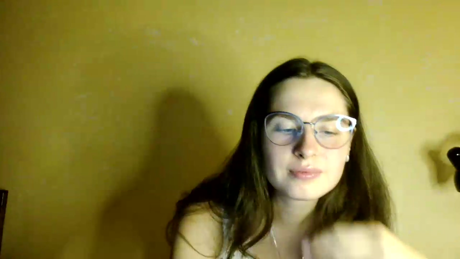 Gallery image thumbnail from Shinie__'s myfreecams stream on, 08/18/2026, 18:28 image 9 of 20