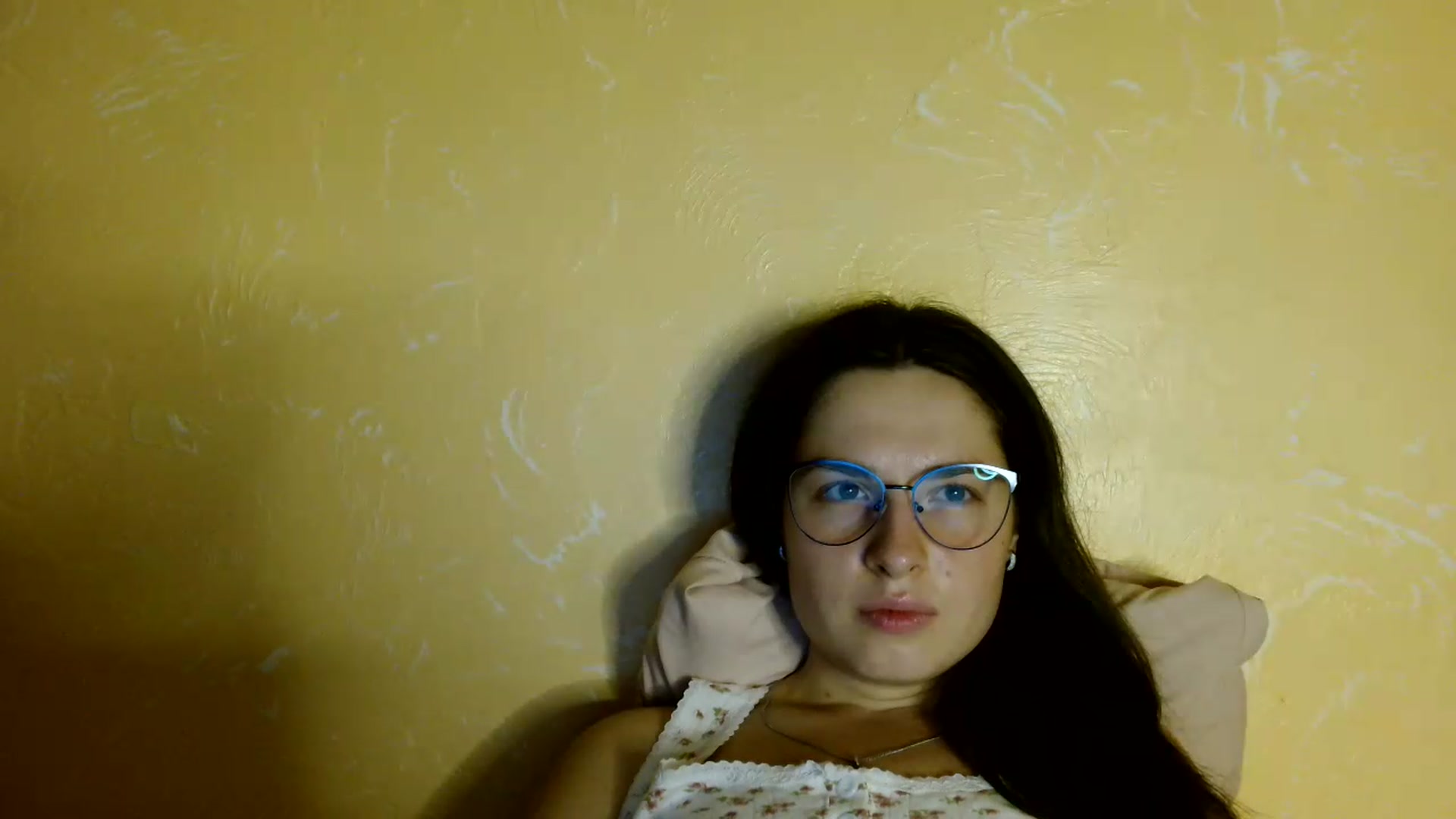Gallery image thumbnail from Shinie__'s myfreecams stream on, 08/18/2026, 19:30 image 17 of 20