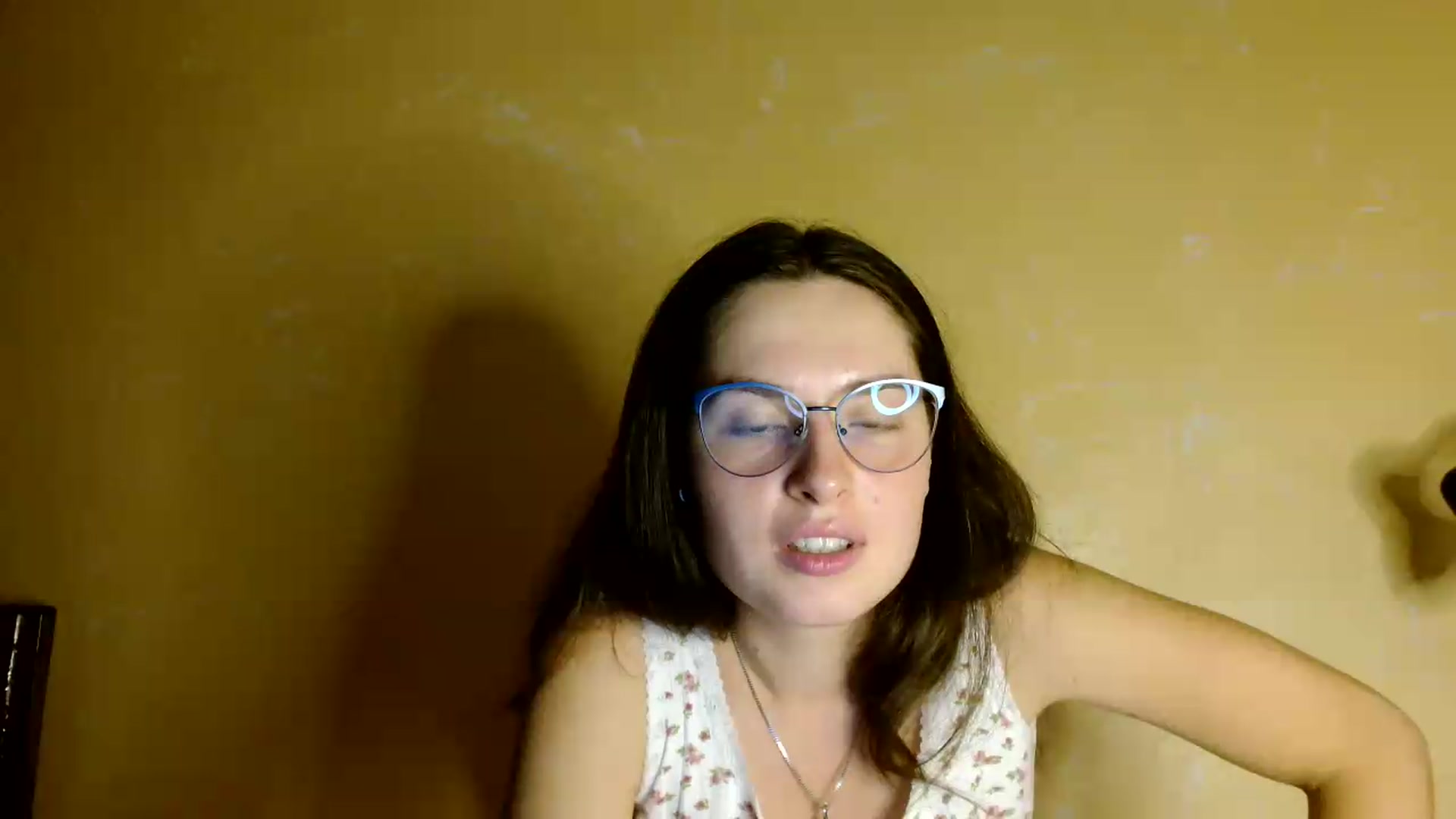 Gallery image thumbnail from Shinie__'s myfreecams stream on, 08/18/2026, 19:30 image 2 of 20