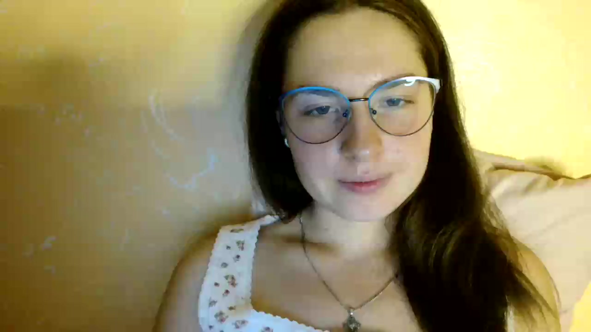 Gallery image thumbnail from Shinie__'s myfreecams stream on, 08/18/2026, 21:23 image 3 of 20