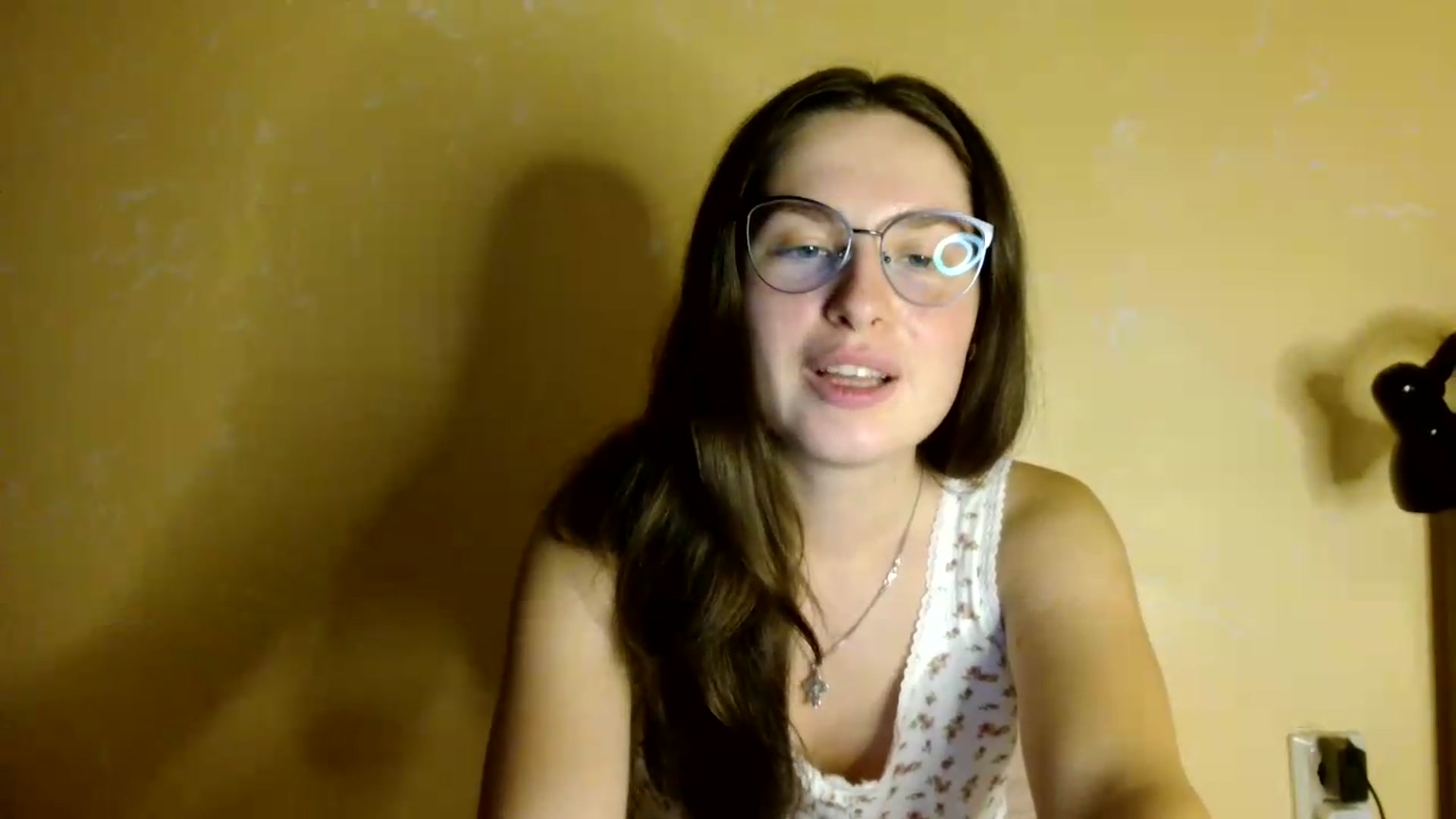 Gallery image thumbnail from Shinie__'s myfreecams stream on, 08/18/2026, 21:23 image 16 of 20