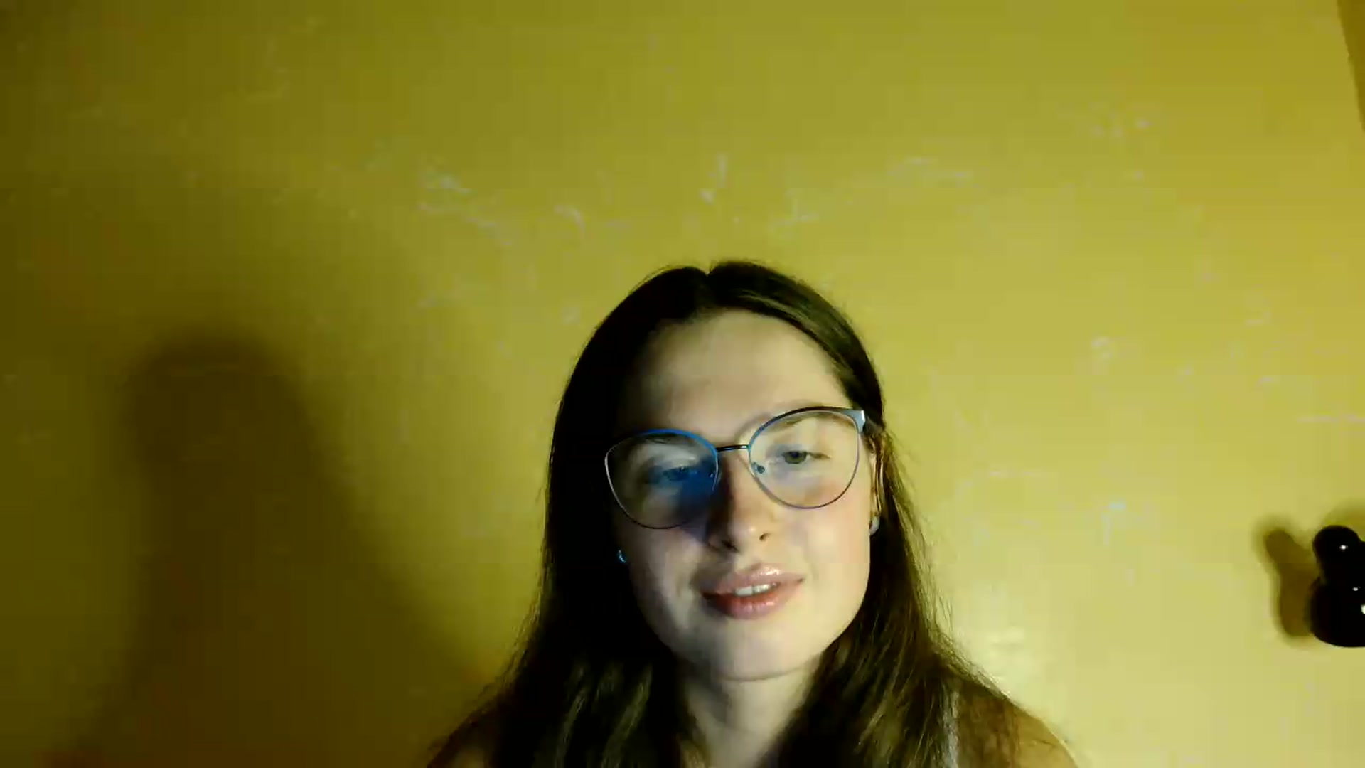 Gallery image thumbnail from Shinie__'s myfreecams stream on, 08/22/2026, 18:53 image 5 of 20