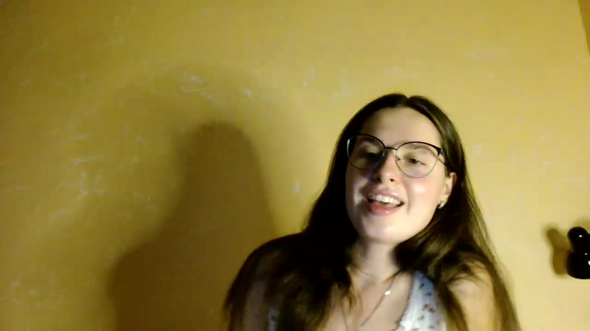Gallery image thumbnail from Shinie__'s myfreecams stream on, 08/22/2026, 18:53 image 16 of 20