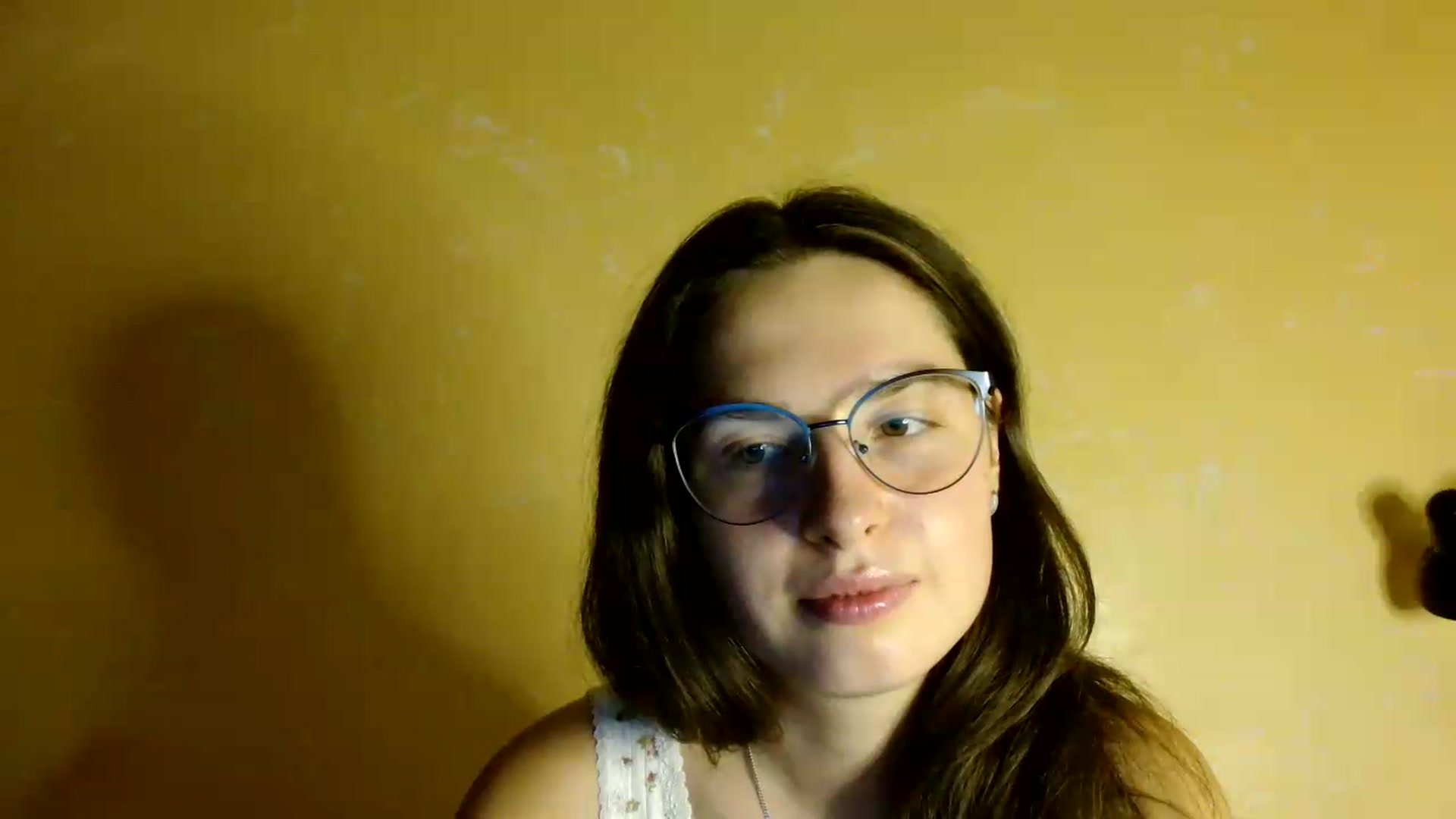 Gallery image thumbnail from Shinie__'s myfreecams stream on, 08/22/2026, 20:14 image 4 of 20