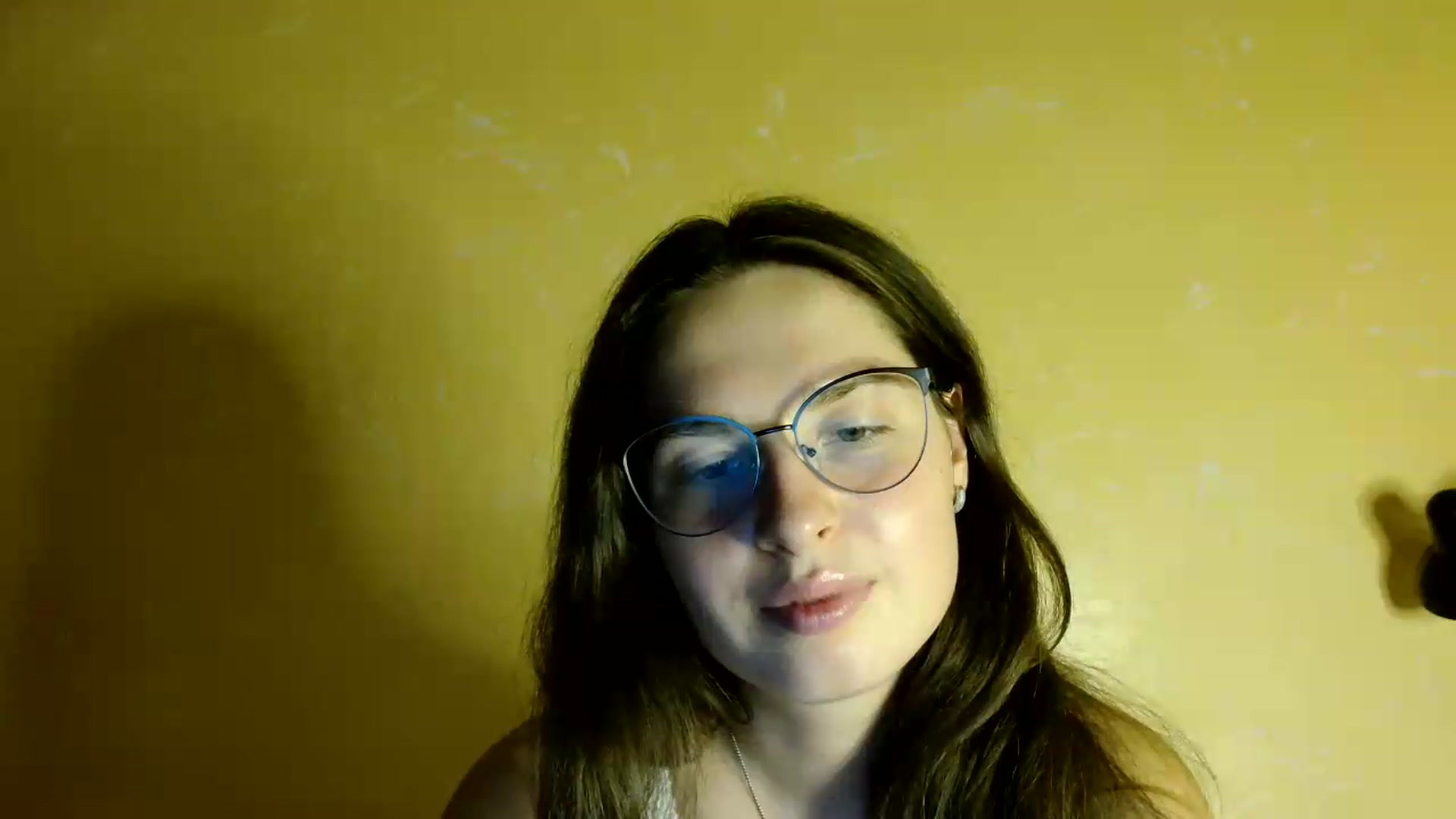 Gallery image thumbnail from Shinie__'s myfreecams stream on, 08/22/2026, 20:14 image 5 of 20