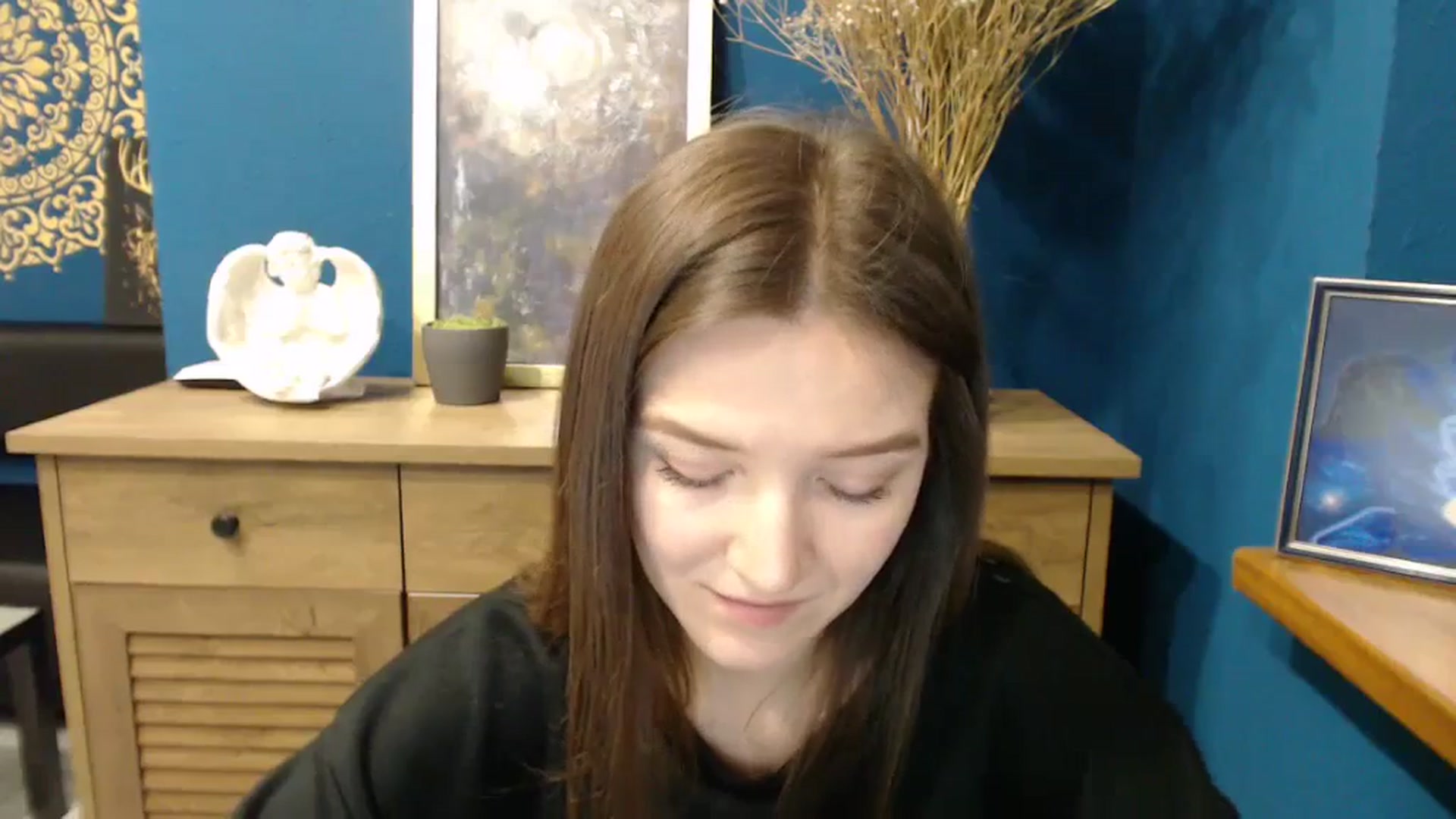 Gallery image thumbnail from Shiny_Jessica's myfreecams stream on, 03/19/2024, 10:04 image 14 of 20