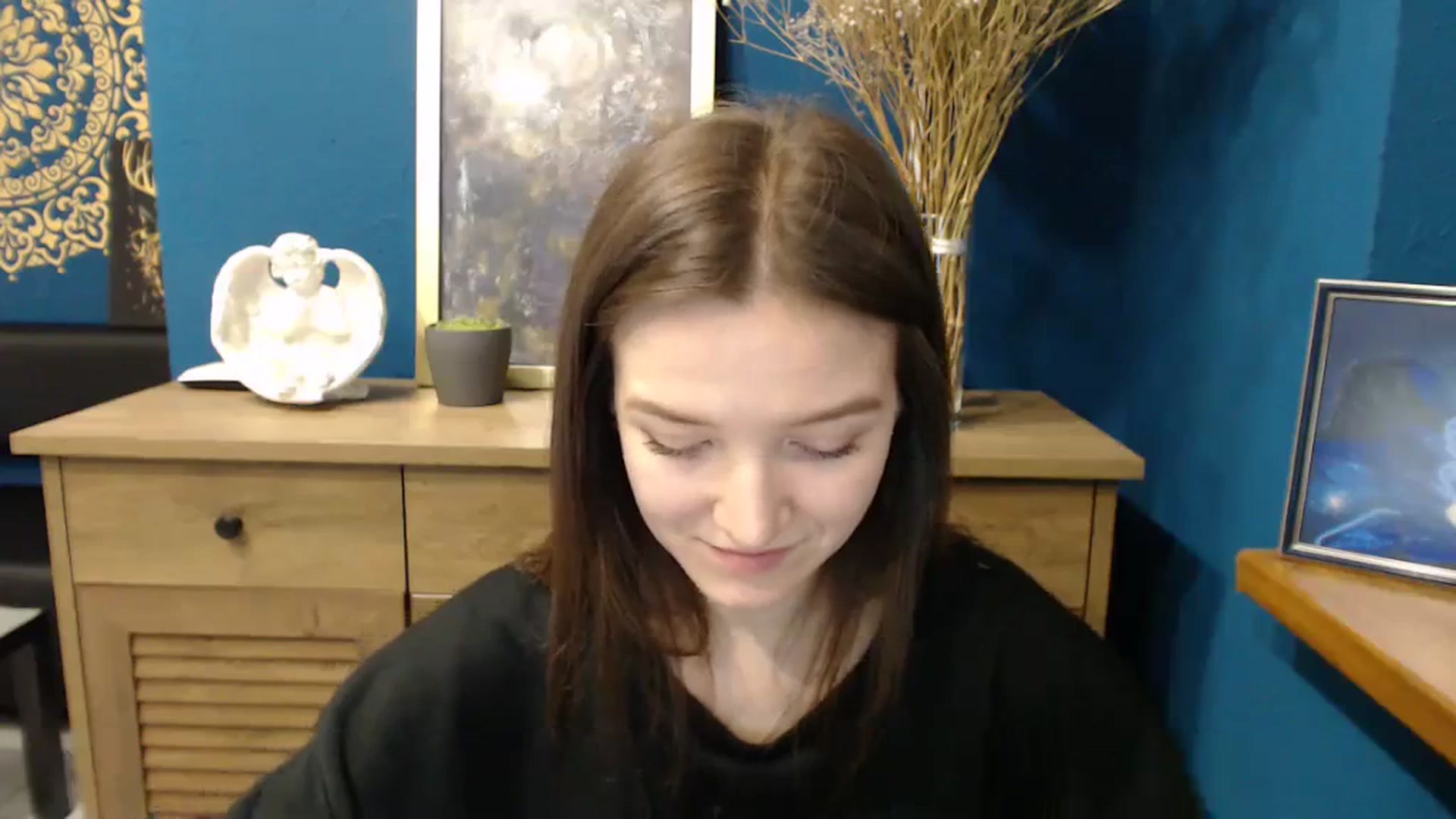 Gallery image thumbnail from Shiny_Jessica's myfreecams stream on, 03/19/2024, 10:04 image 8 of 20