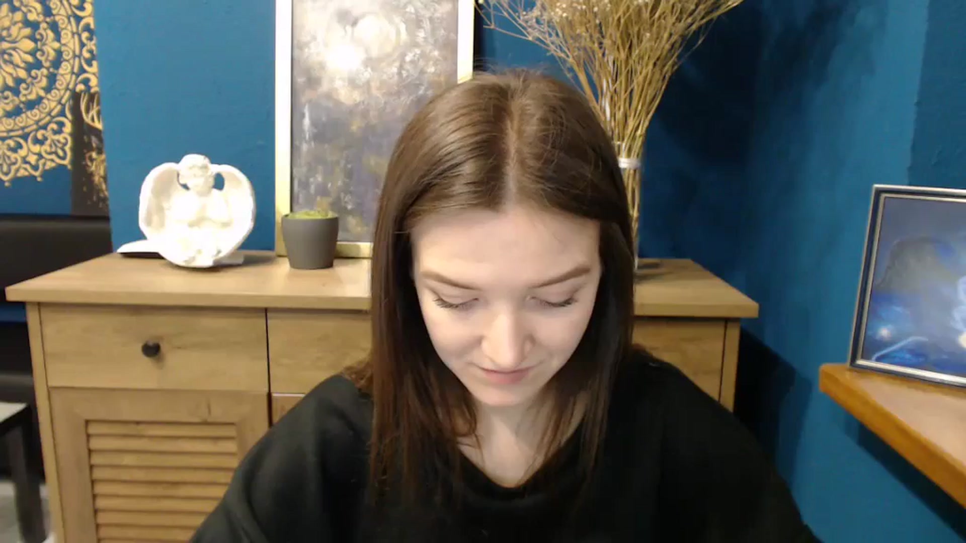 Gallery image thumbnail from Shiny_Jessica's myfreecams stream on, 03/19/2024, 10:04 image 9 of 20