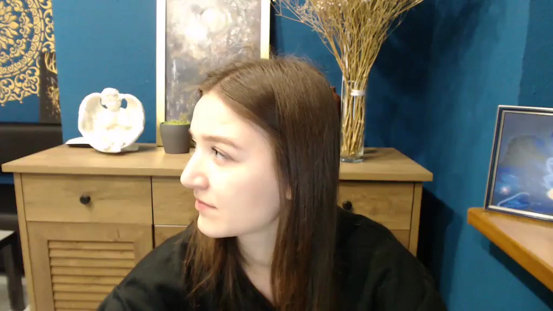 Gallery image thumbnail from Shiny_Jessica's myfreecams stream on, 03/19/2024, 10:04 image 20 of 20