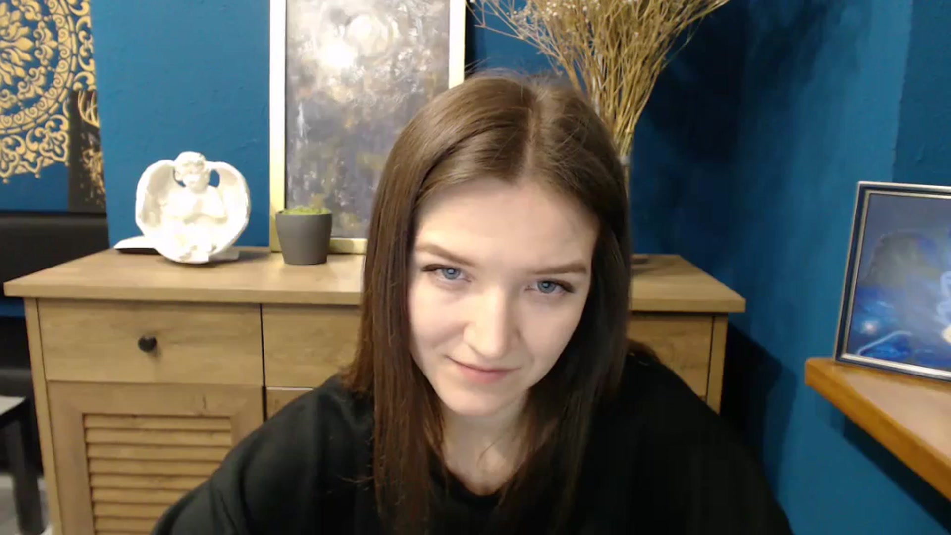 Gallery image thumbnail from Shiny_Jessica's myfreecams stream on, 03/19/2024, 10:04 image 13 of 20