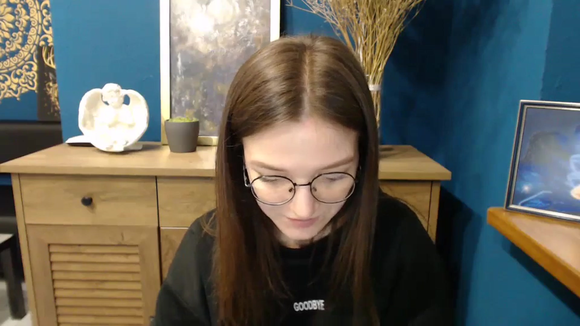 Gallery image thumbnail from Shiny_Jessica's myfreecams stream on, 03/19/2024, 12:00 image 2 of 20
