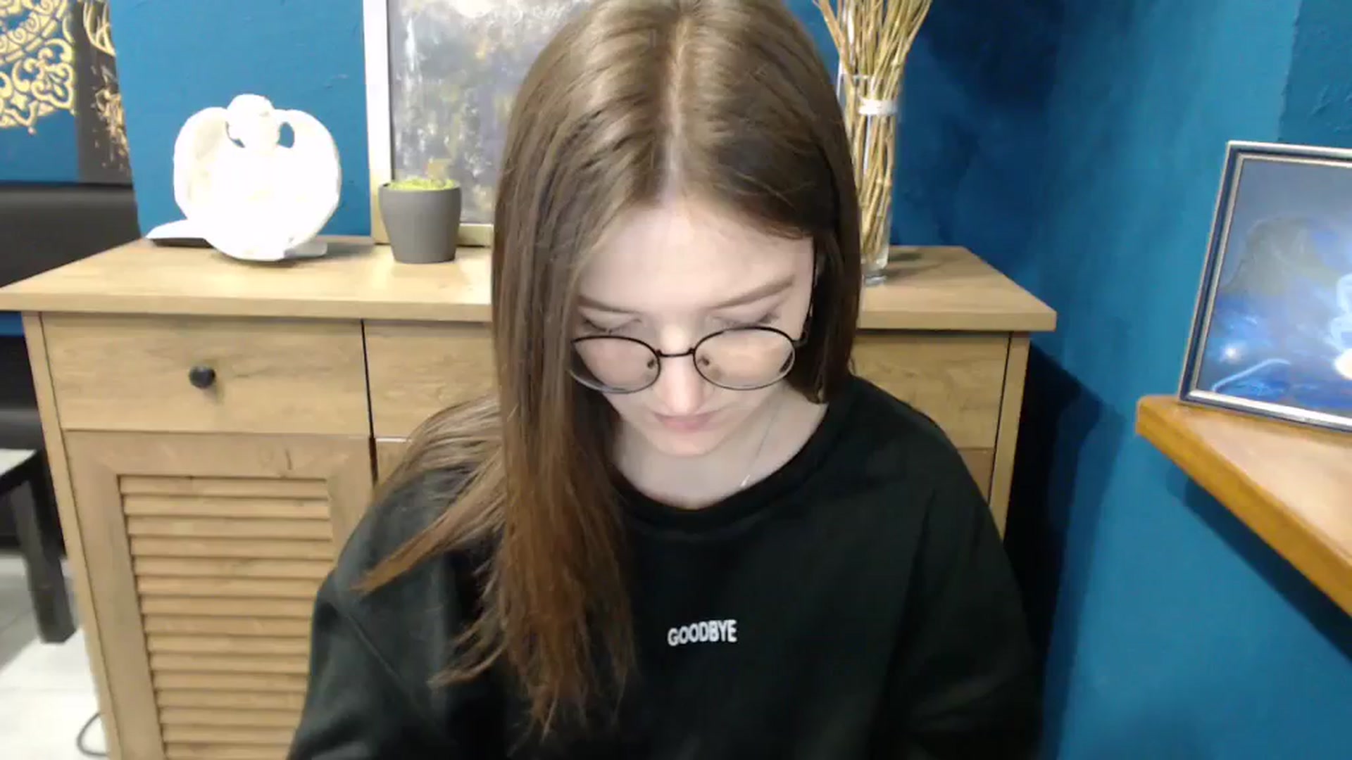 Gallery image thumbnail from Shiny_Jessica's myfreecams stream on, 03/19/2024, 12:00 image 17 of 20