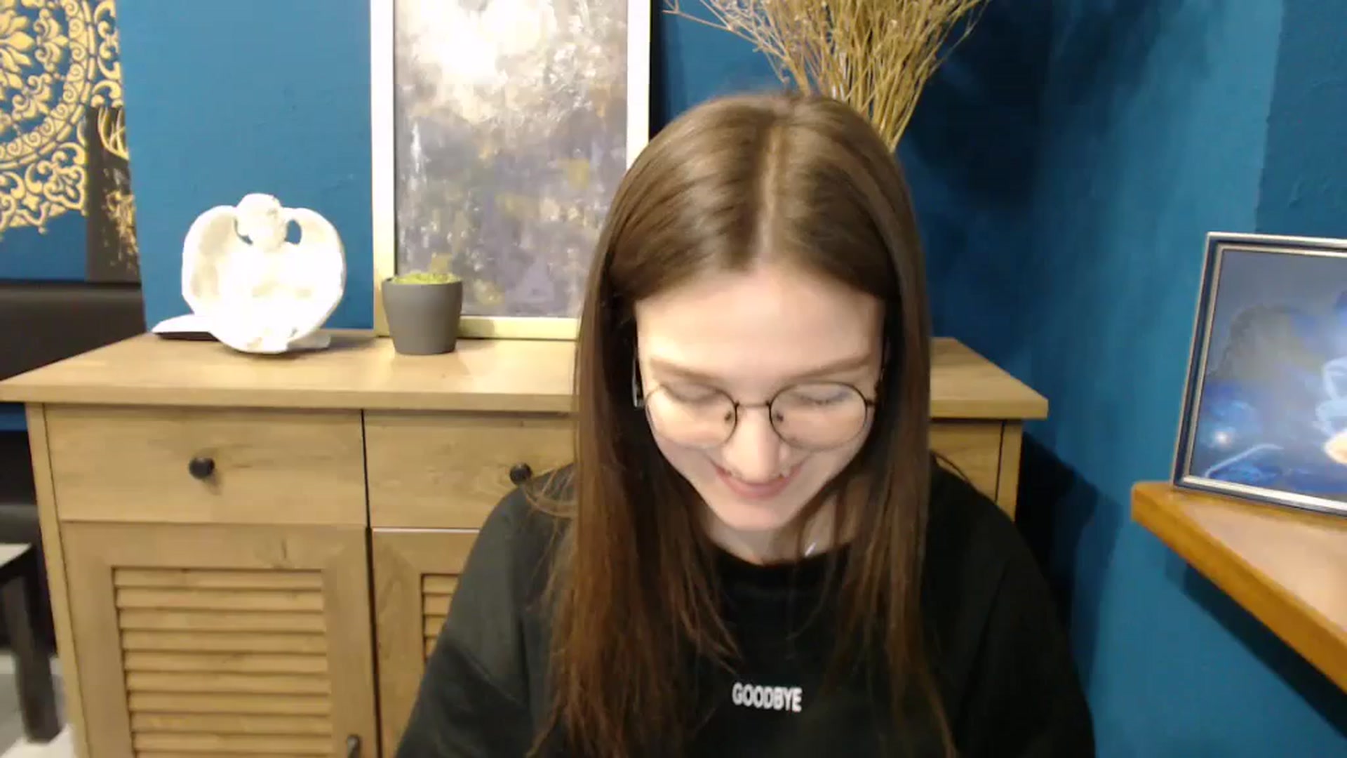 Gallery image thumbnail from Shiny_Jessica's myfreecams stream on, 03/19/2024, 12:00 image 1 of 20