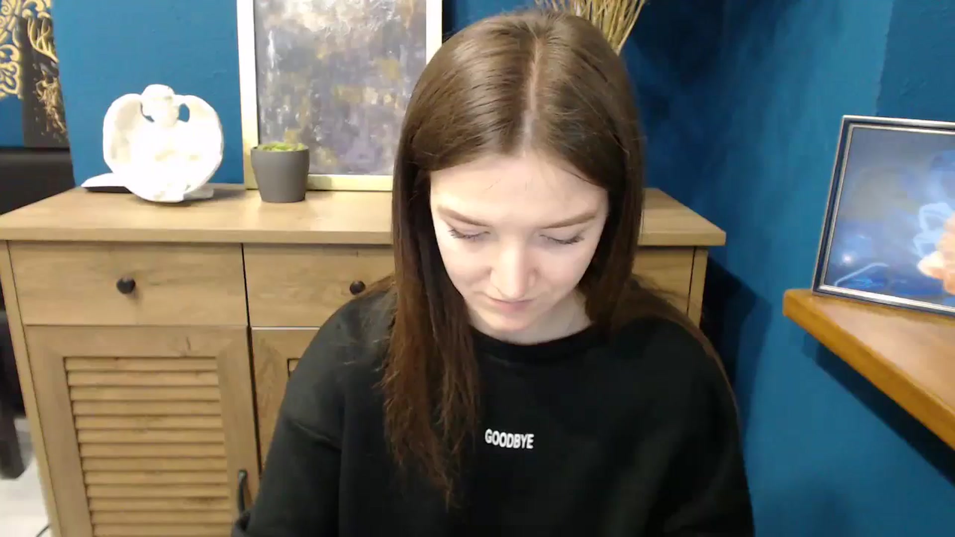 Gallery image thumbnail from Shiny_Jessica's myfreecams stream on, 03/19/2024, 12:46 image 15 of 20
