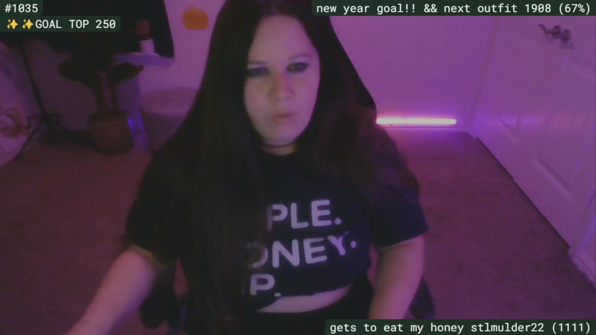 Gallery image thumbnail from ShofarSarah94's myfreecams stream on, 10/04/2024, 04:16 image 5 of 20