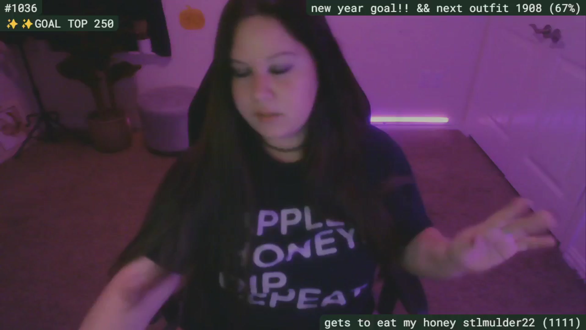 Gallery image thumbnail from ShofarSarah94's myfreecams stream on, 10/04/2024, 04:16 image 13 of 20