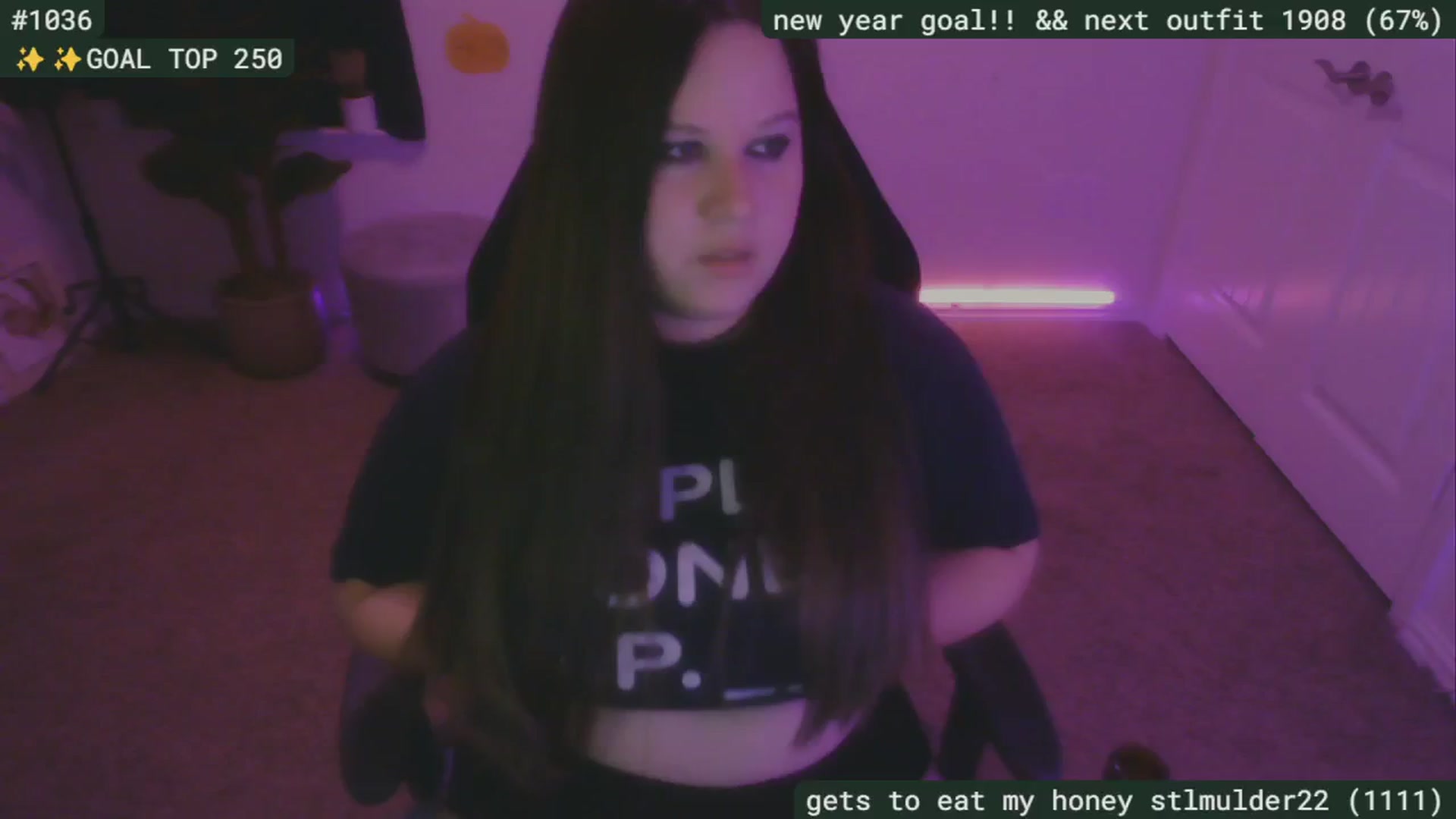 Gallery image thumbnail from ShofarSarah94's myfreecams stream on, 10/04/2024, 04:16 image 10 of 20