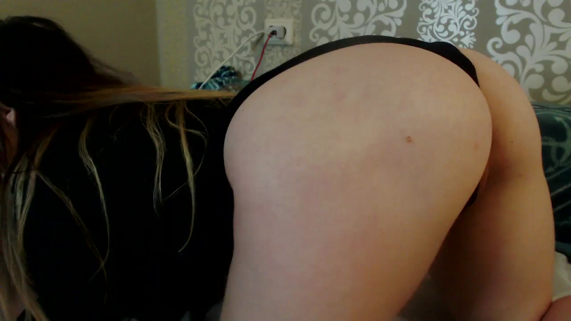 Gallery image thumbnail from Shoolgirl's myfreecams stream on, 07/23/2024, 06:50 image 14 of 20