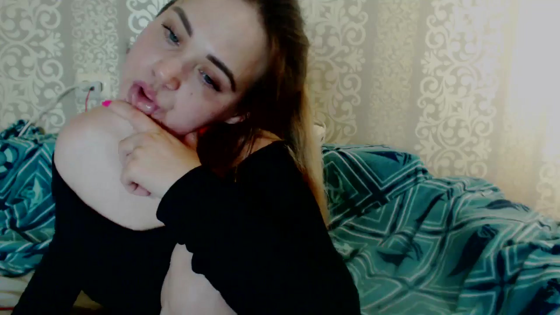 Gallery image thumbnail from Shoolgirl's myfreecams stream on, 08/05/2024, 15:18 image 9 of 20