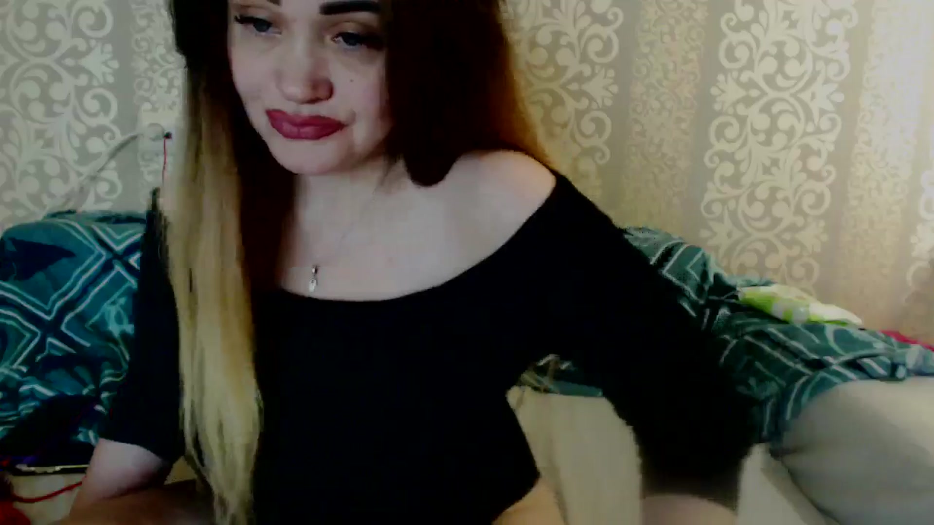 Gallery image thumbnail from Shoolgirl's myfreecams stream on, 11/29/2024, 16:27 image 16 of 20