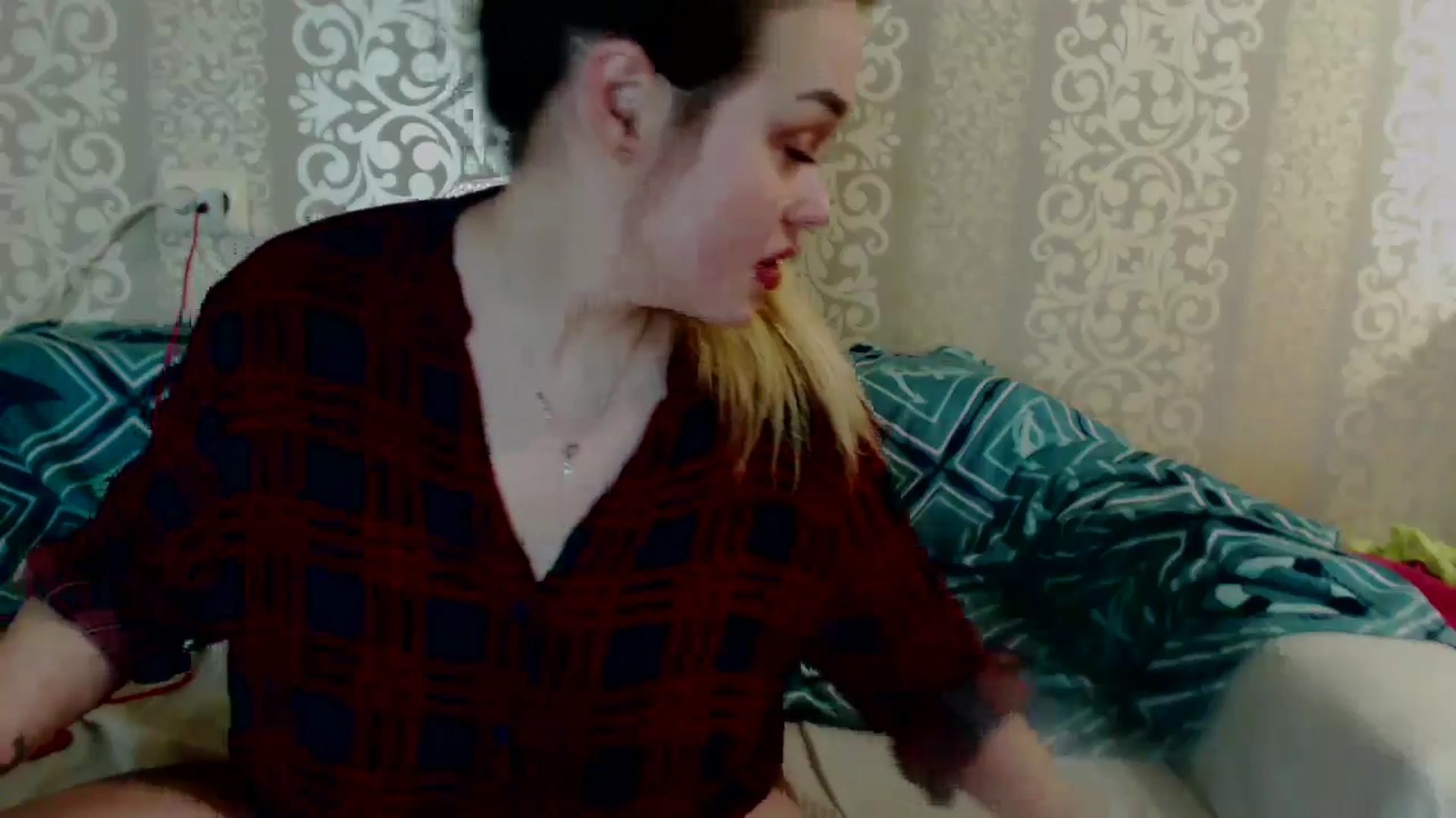 Gallery image thumbnail from Shoolgirl's myfreecams stream on, 12/10/2024, 07:15 image 7 of 20