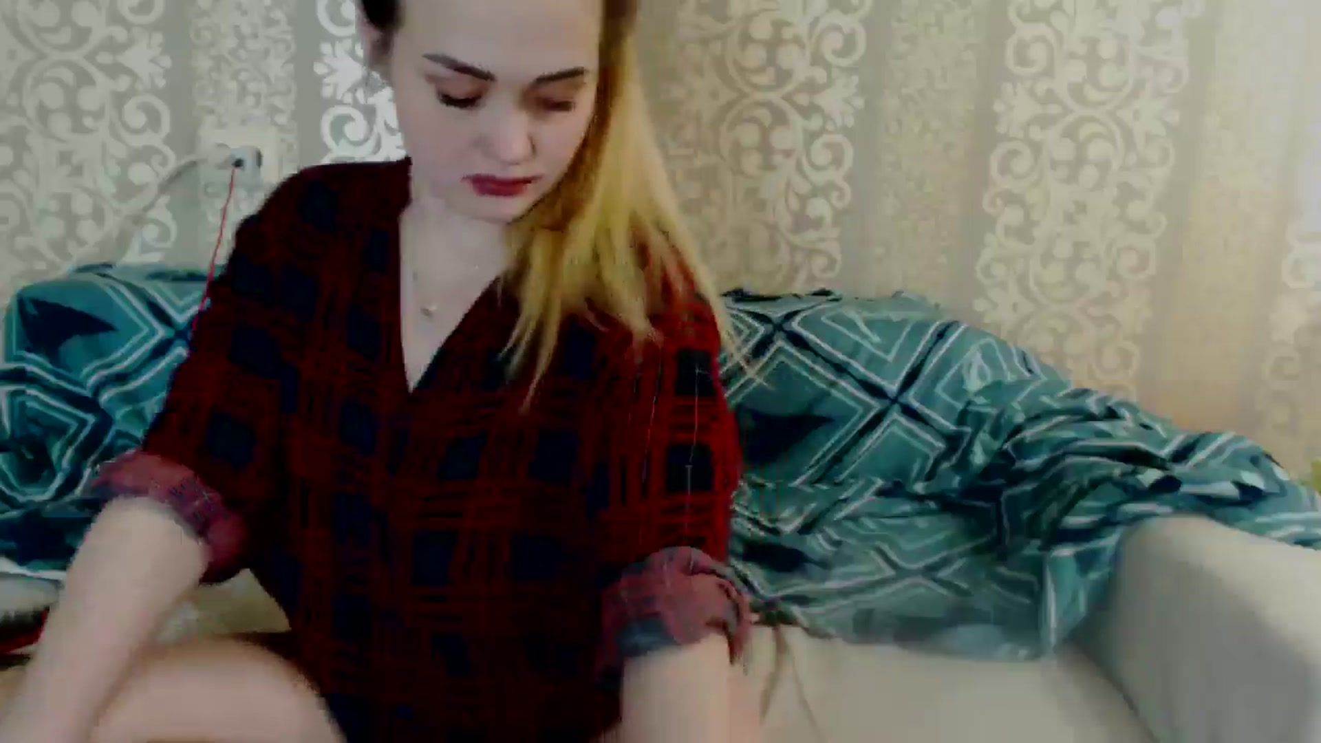 Gallery image thumbnail from Shoolgirl's myfreecams stream on, 12/10/2024, 07:15 image 17 of 20