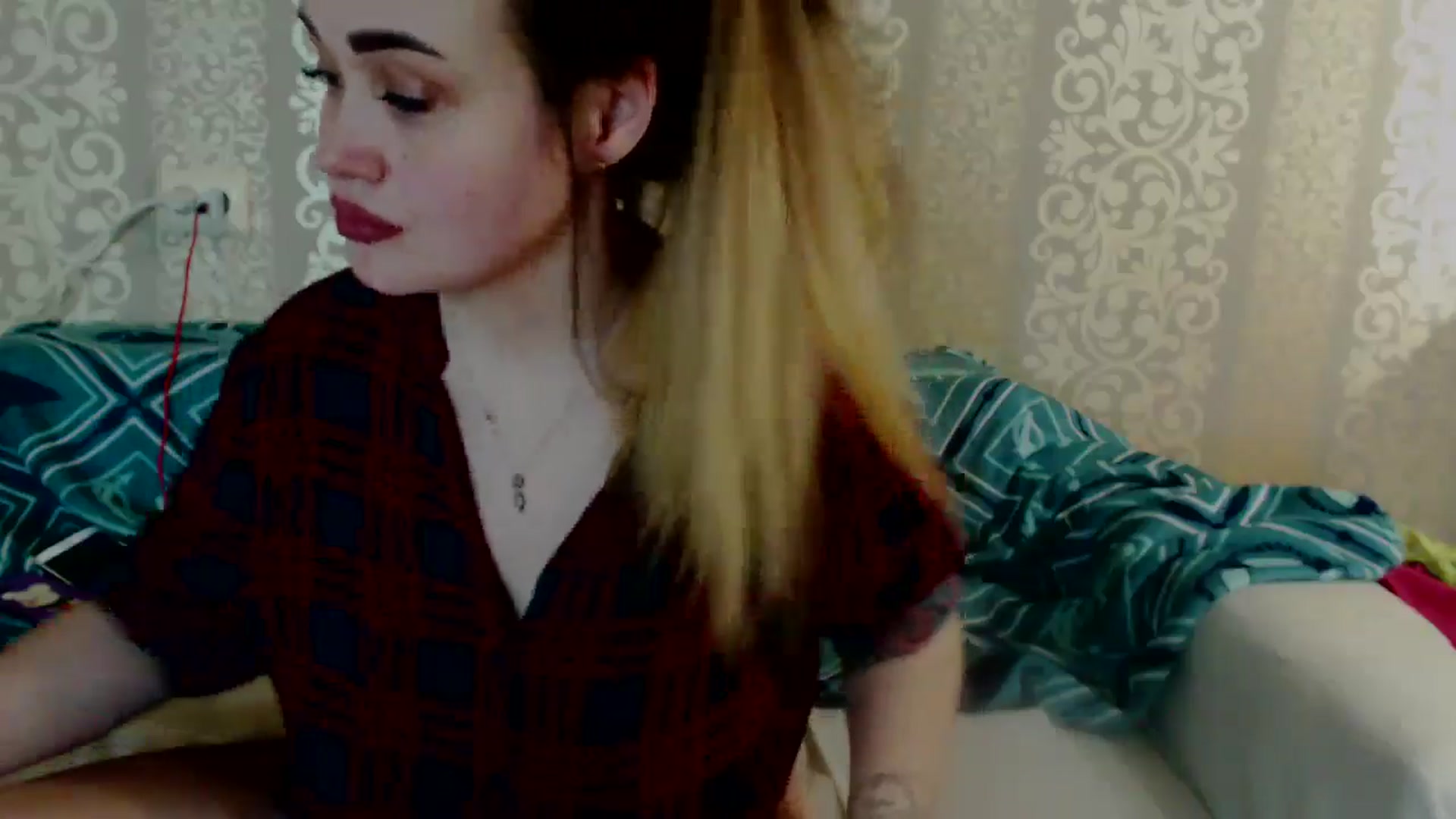 Gallery image thumbnail from Shoolgirl's myfreecams stream on, 12/10/2024, 07:15 image 8 of 20