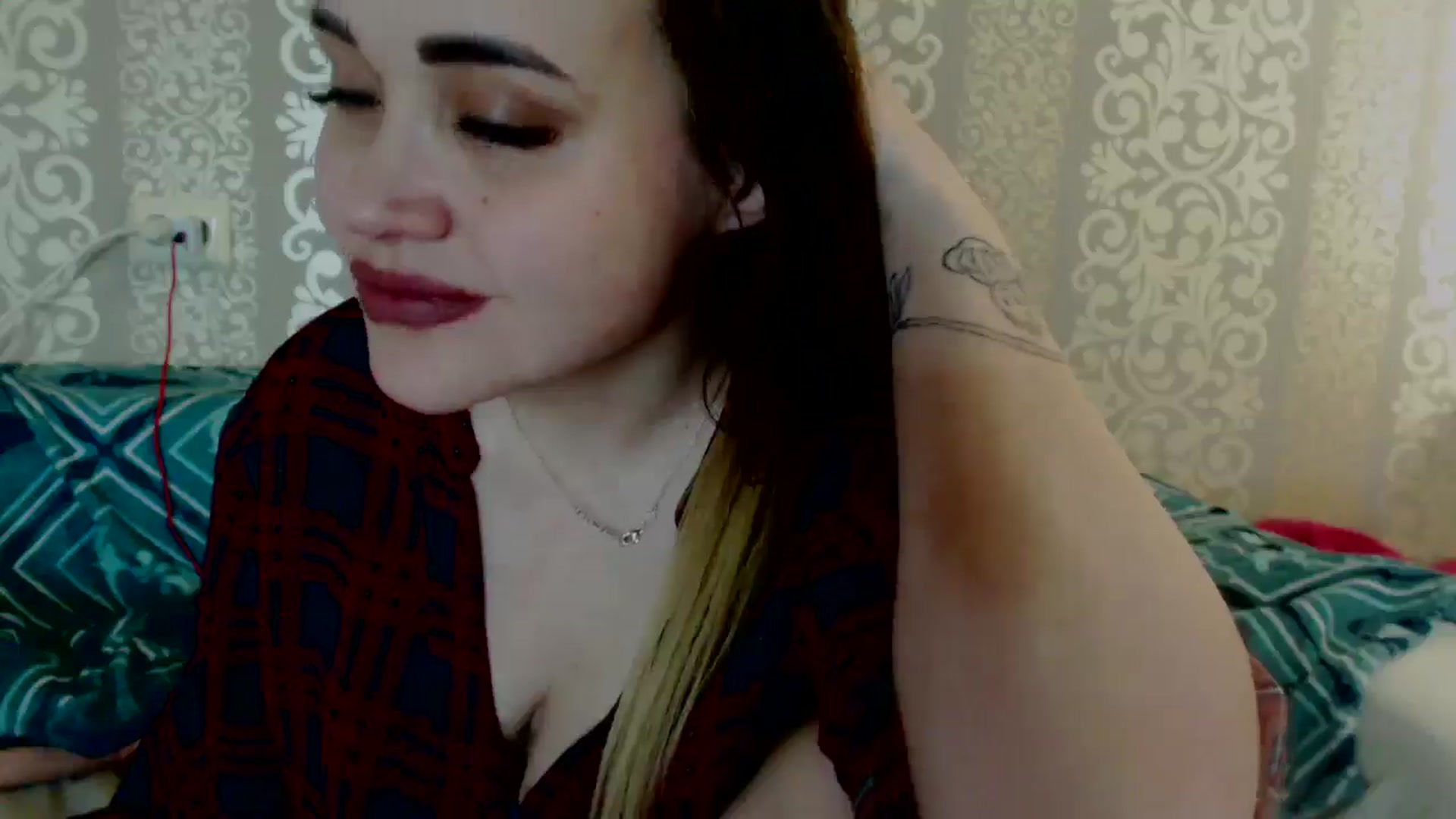 Gallery image thumbnail from Shoolgirl's myfreecams stream on, 12/26/2024, 09:28 image 15 of 20