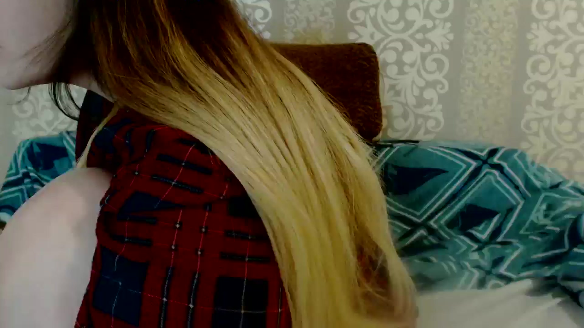 Gallery image thumbnail from Shoolgirl's myfreecams stream on, 12/30/2024, 08:18 image 20 of 20