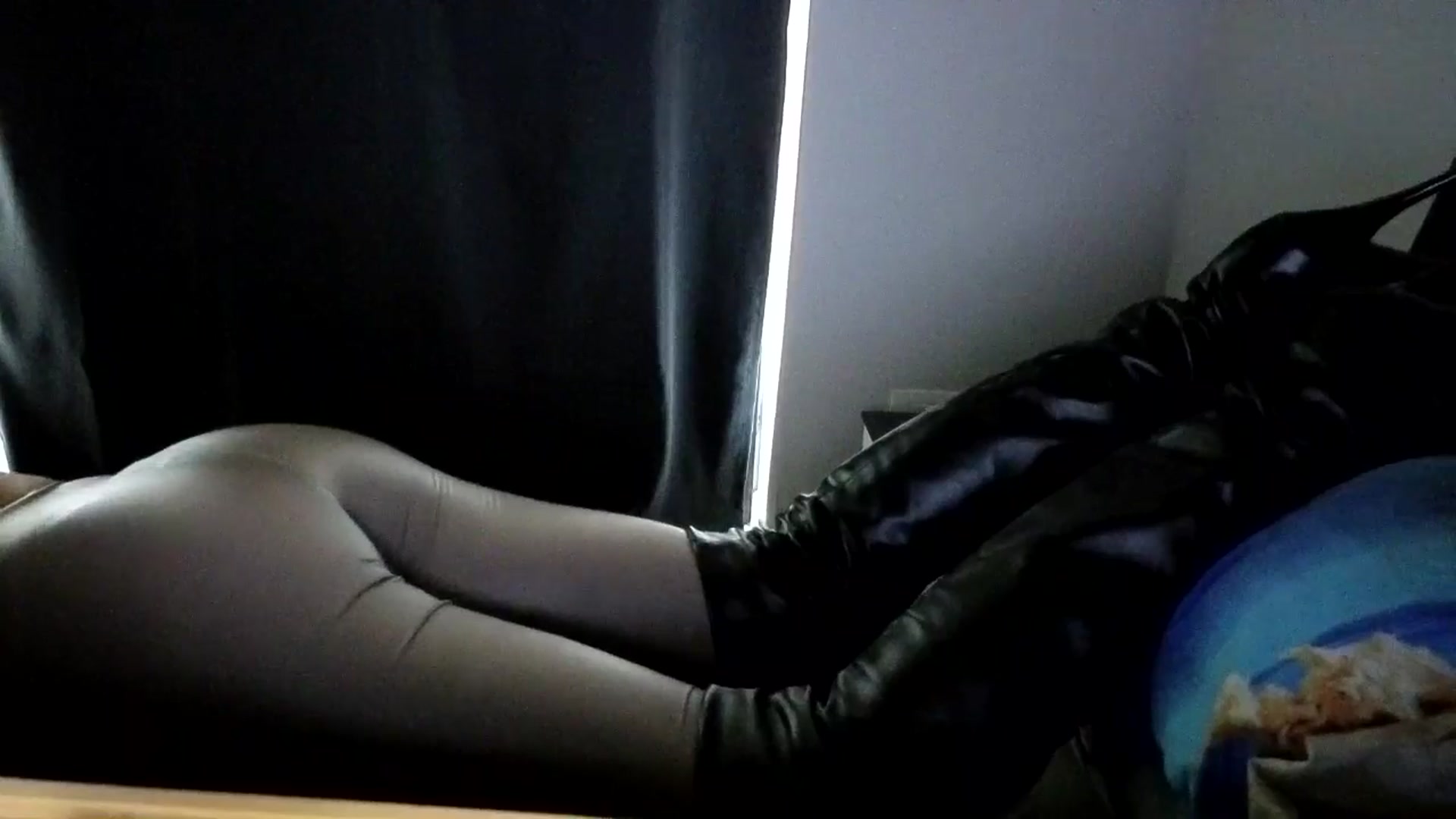 Gallery image thumbnail from ShotsPrincess's myfreecams stream on, 02/18/2026, 12:34 image 8 of 20